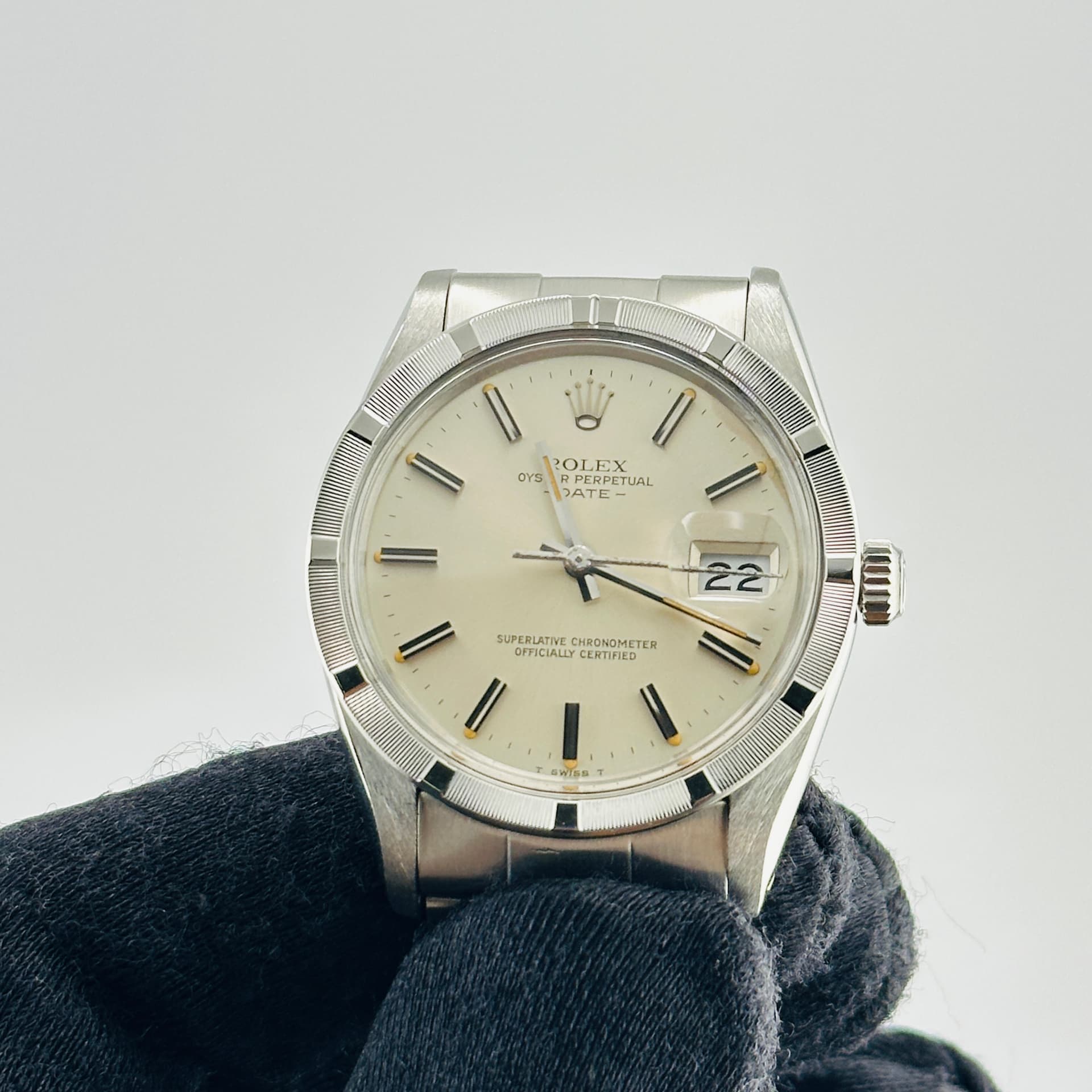 Rolex Oysterdate, view 4