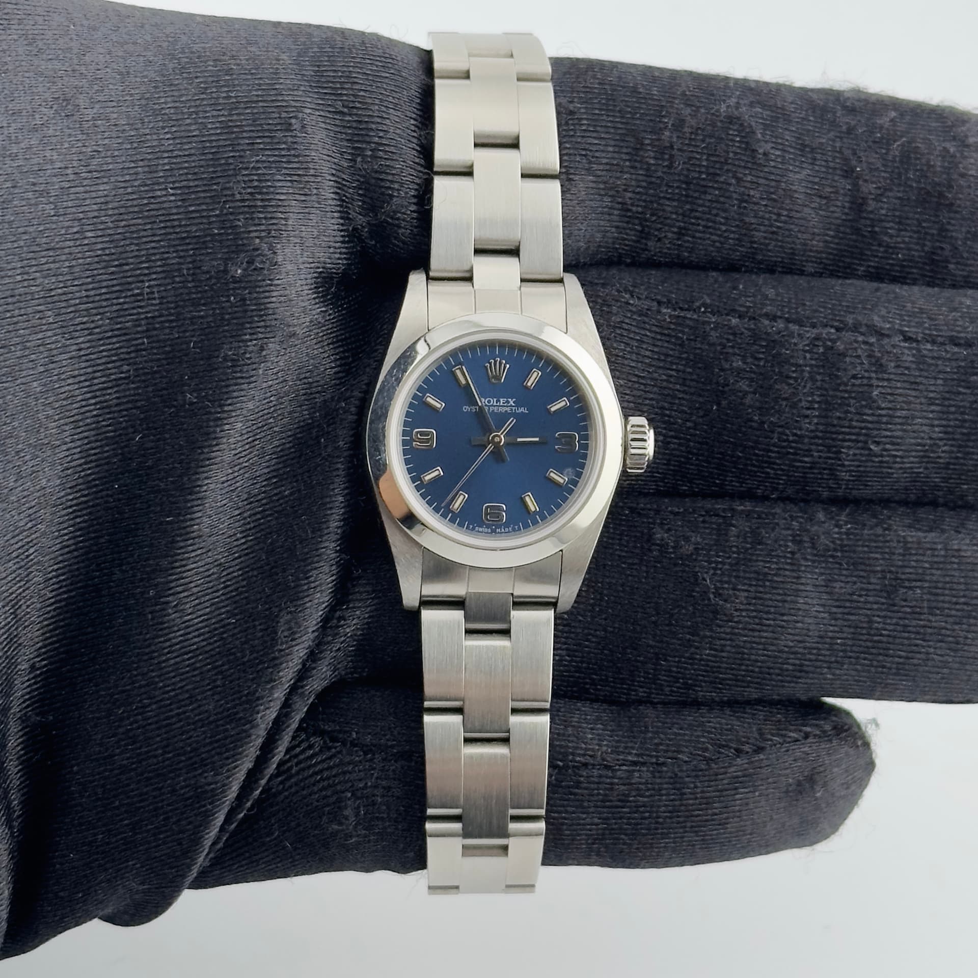 Rolex Oyster Perpetual, view 3