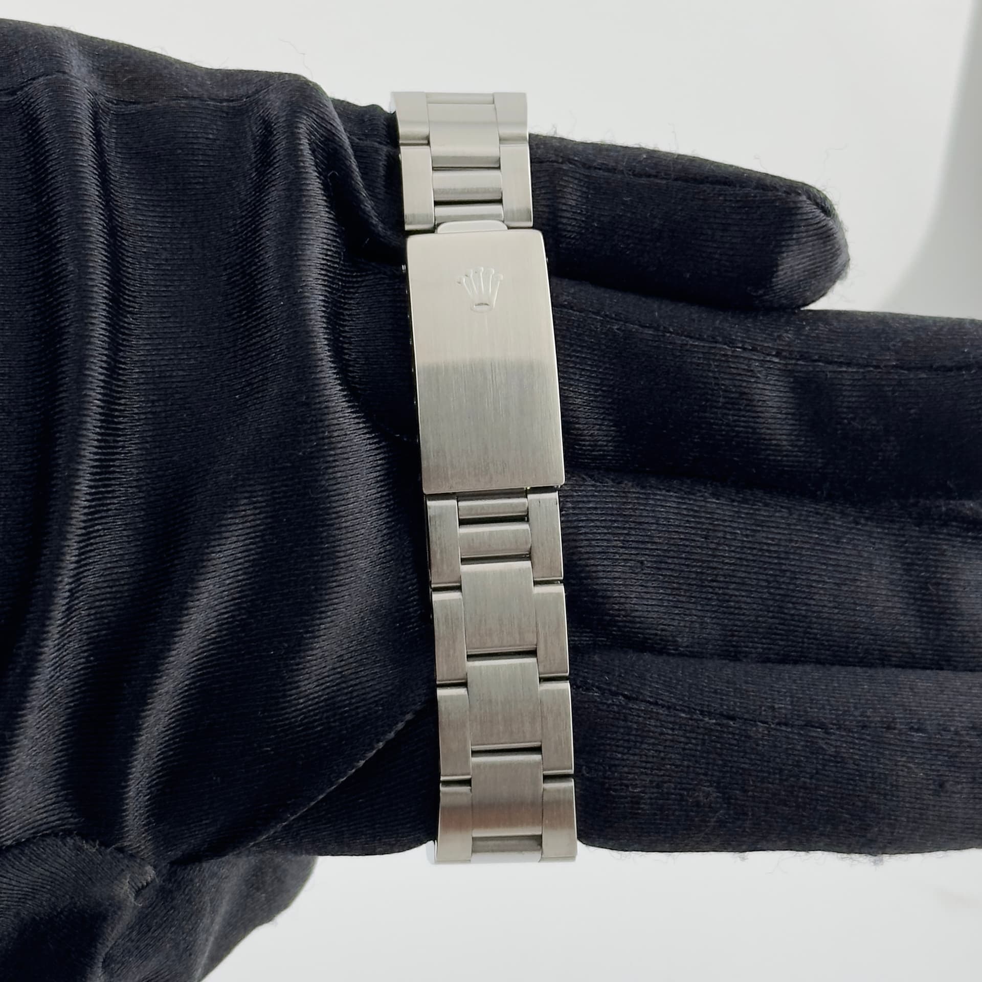 Rolex Oysterdate, view 4