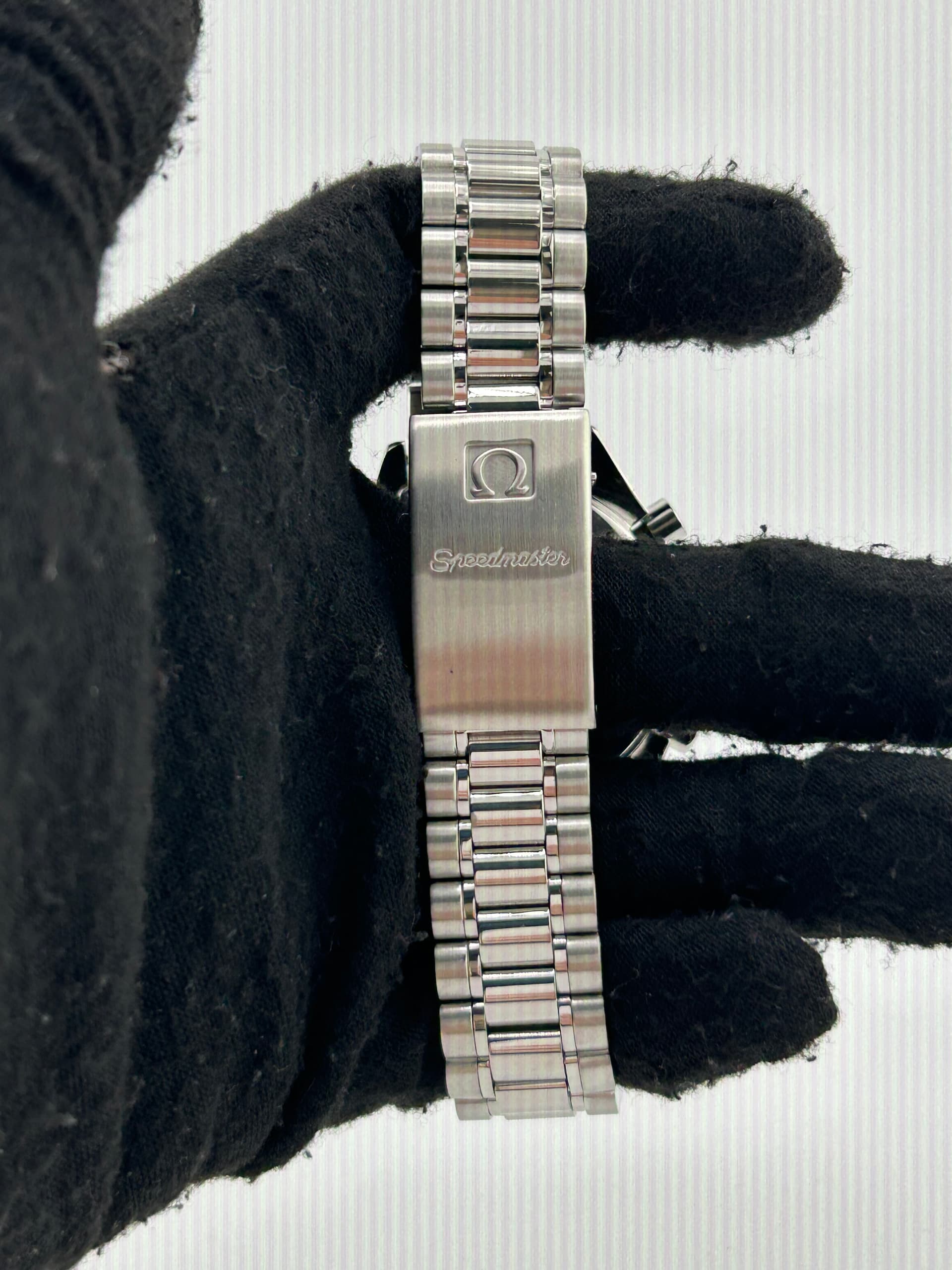 Omega Speedmaster, view 5