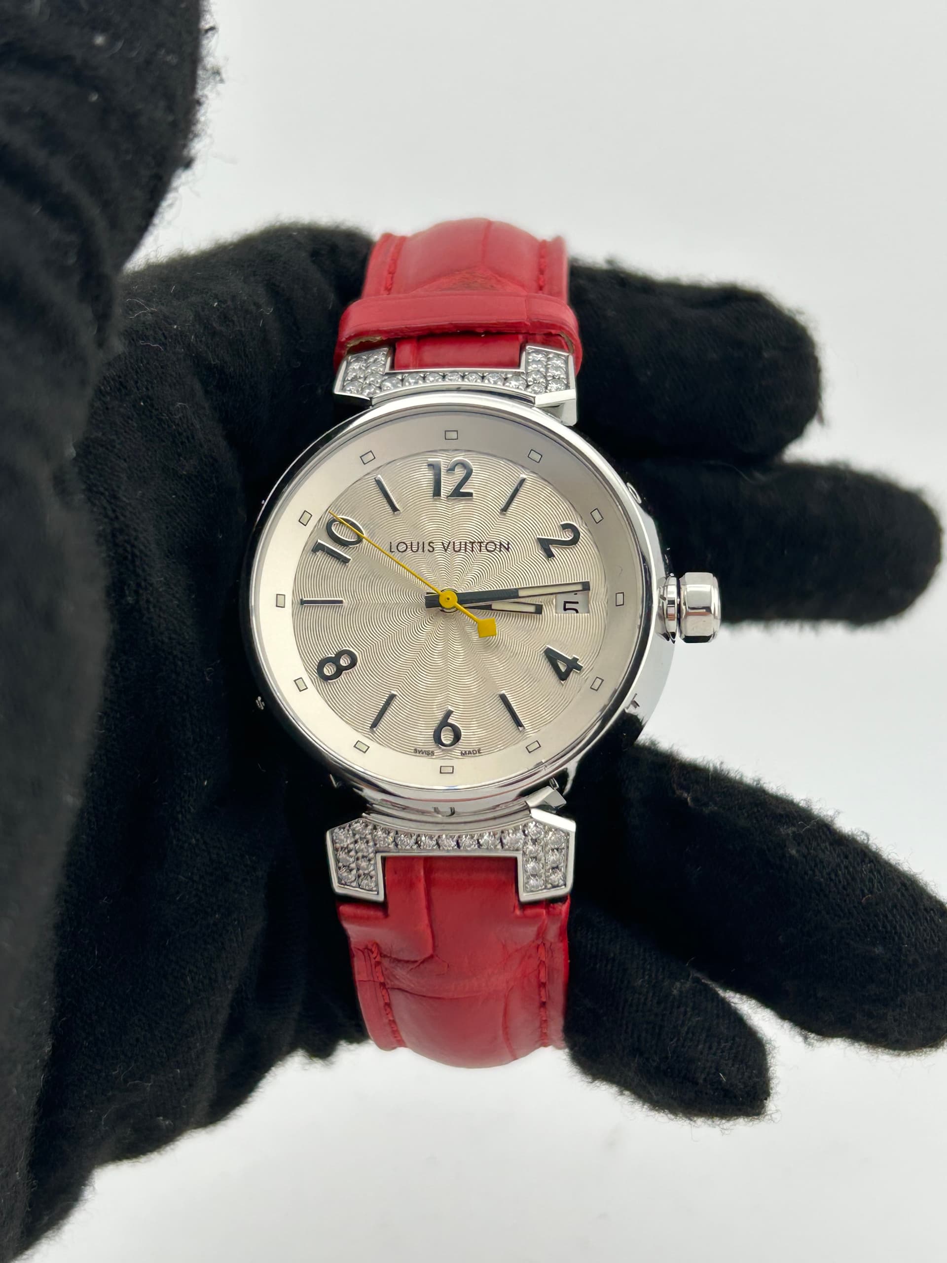 Louis Vuitton Tambour, view 3