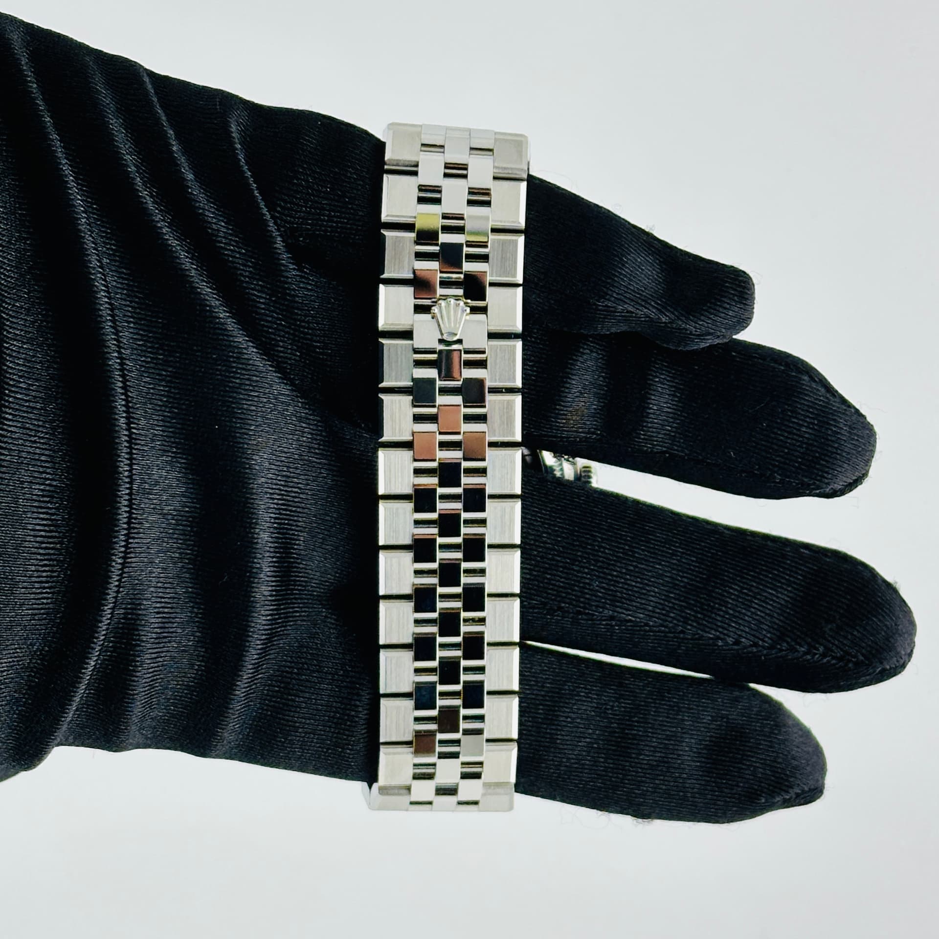 Rolex Land-Dweller, view 5