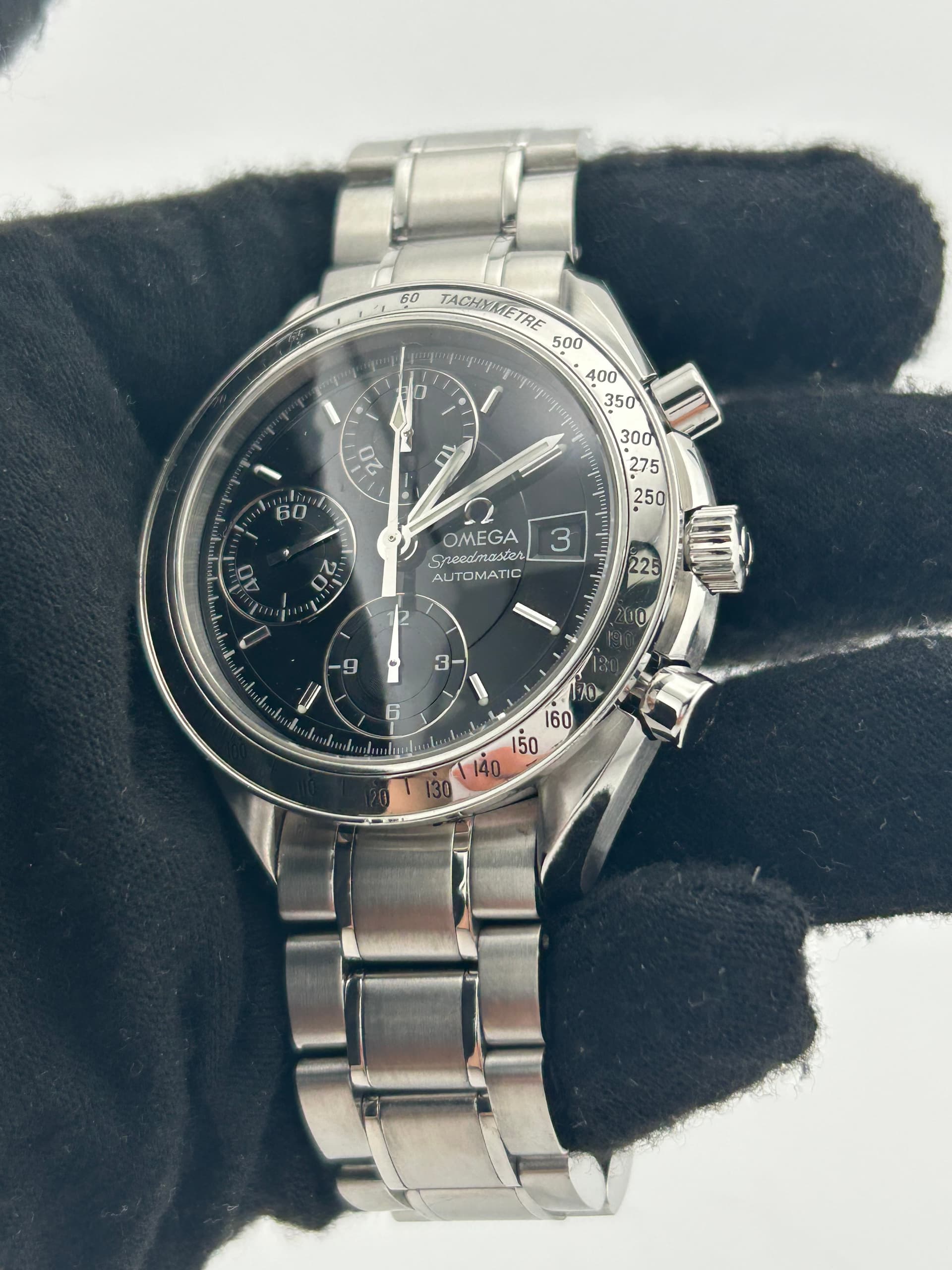 Omega Speedmaster, view 4