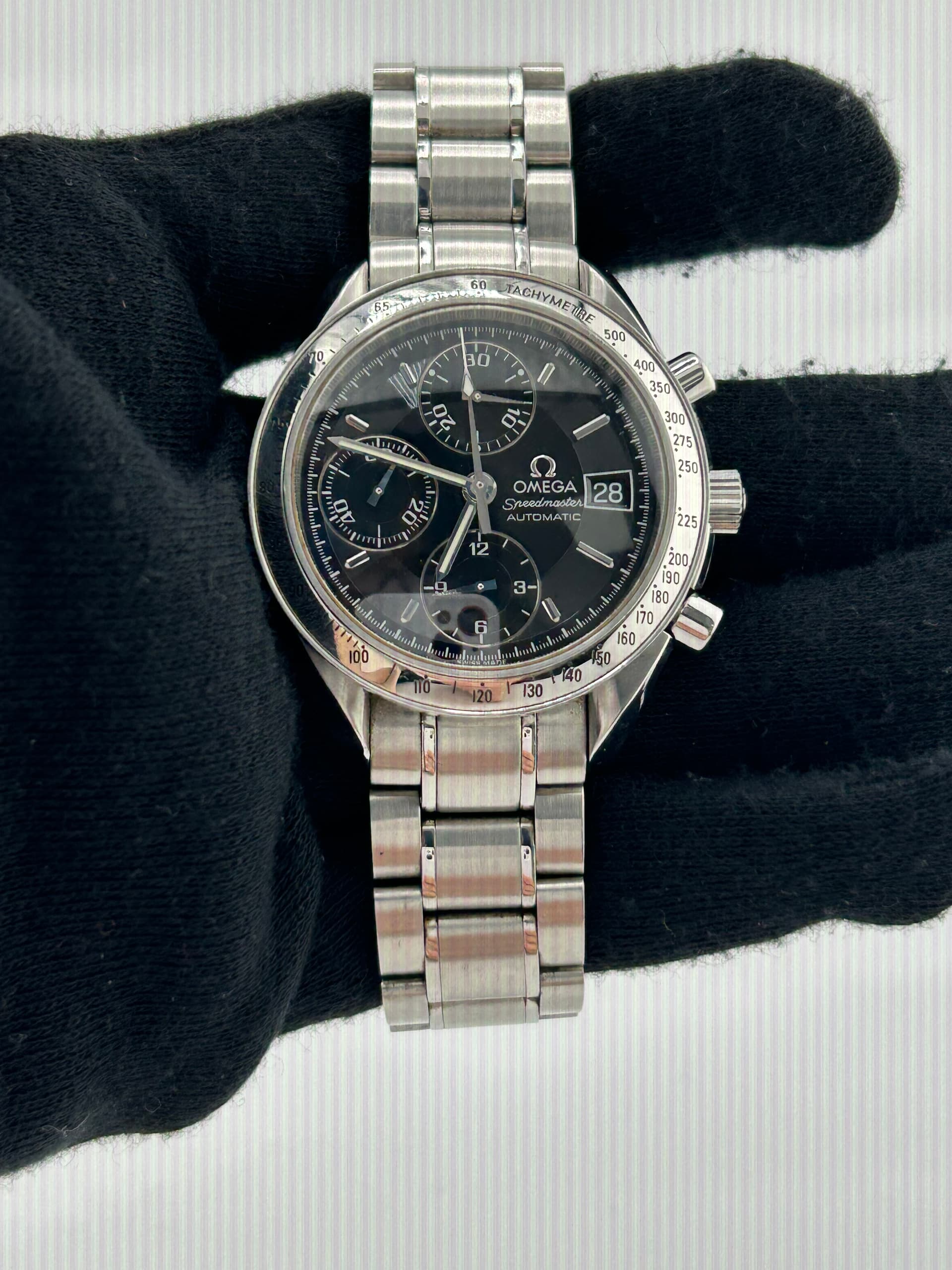 Omega Speedmaster, view 3