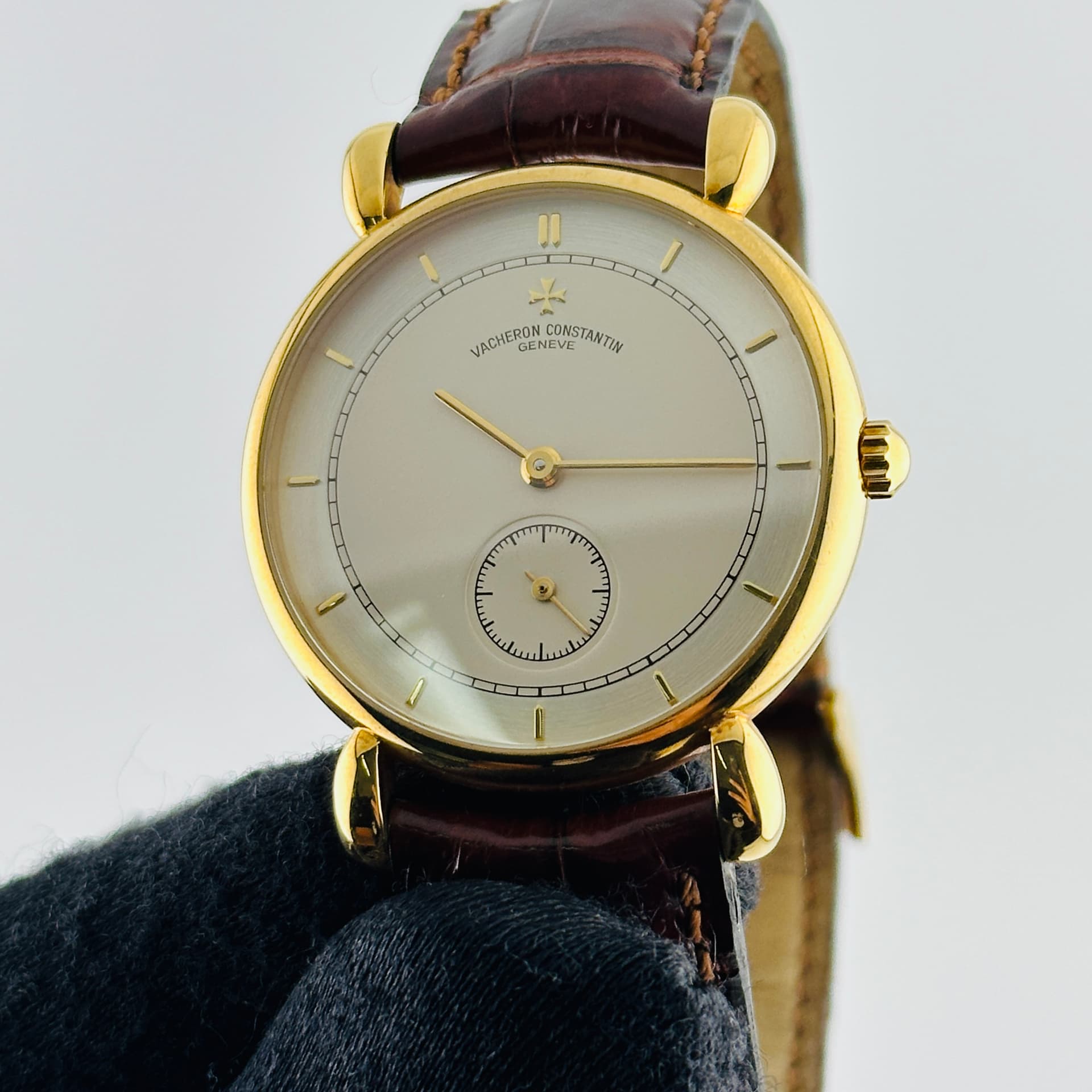 Vacheron Constantin Les Historiques, view 3
