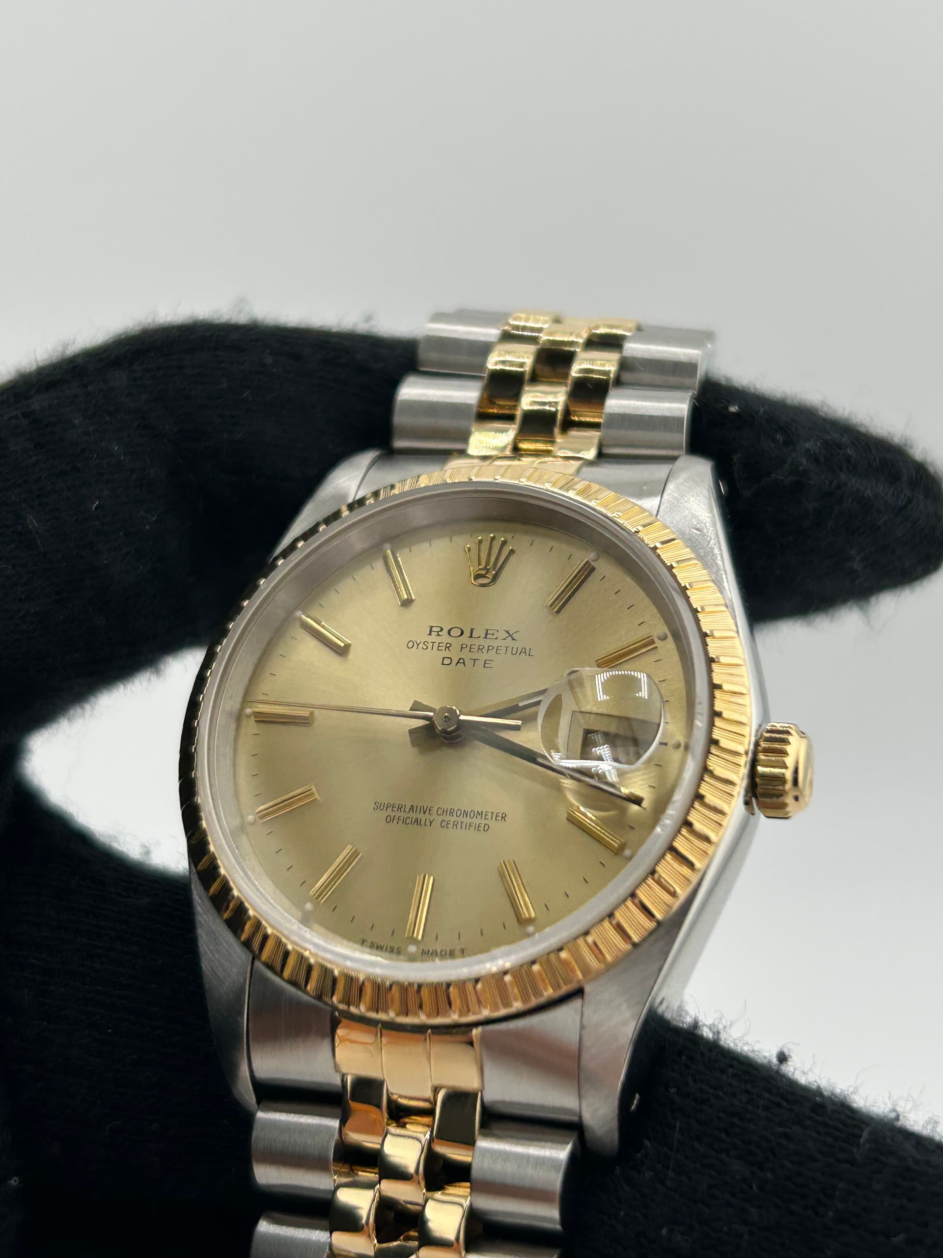 Rolex Oysterdate, view 3