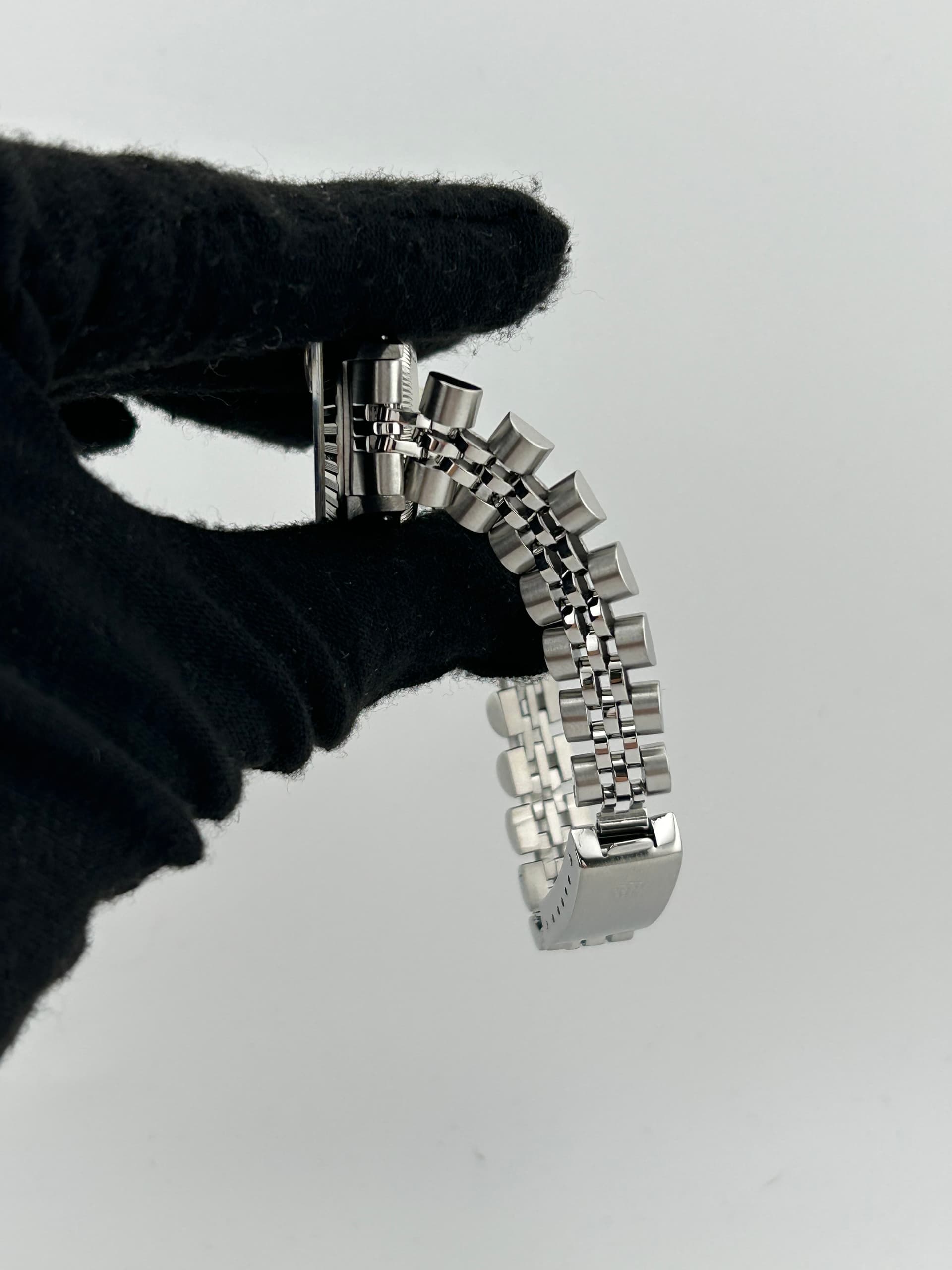 Rolex Oysterdate, view 5