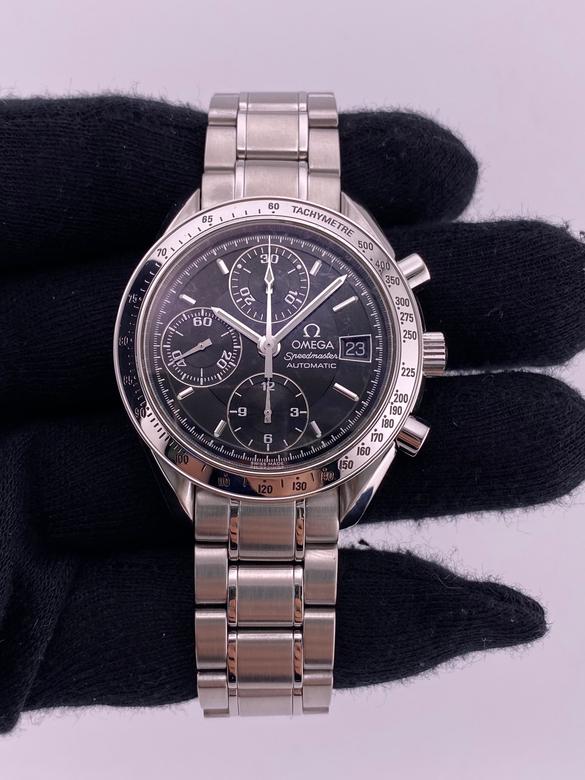 Omega Speedmaster, view 3
