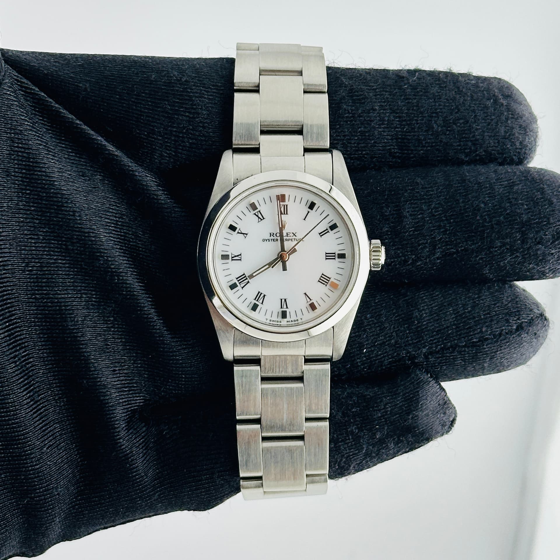 Rolex Oyster Perpetual, view 3