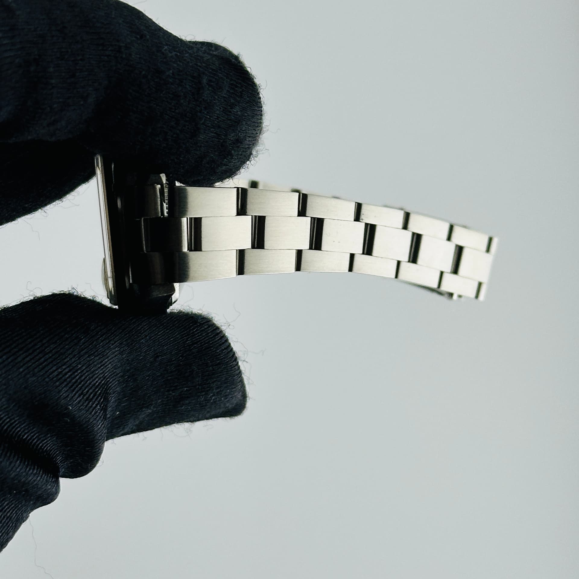 Rolex Oysterdate, view 5