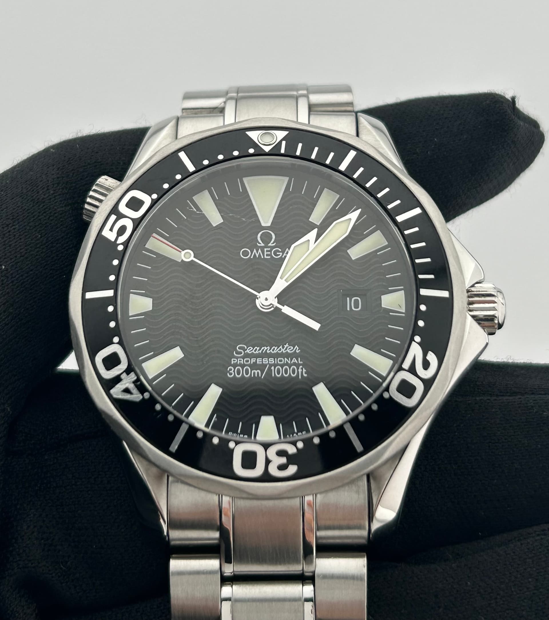 Omega Seamaster, view 4