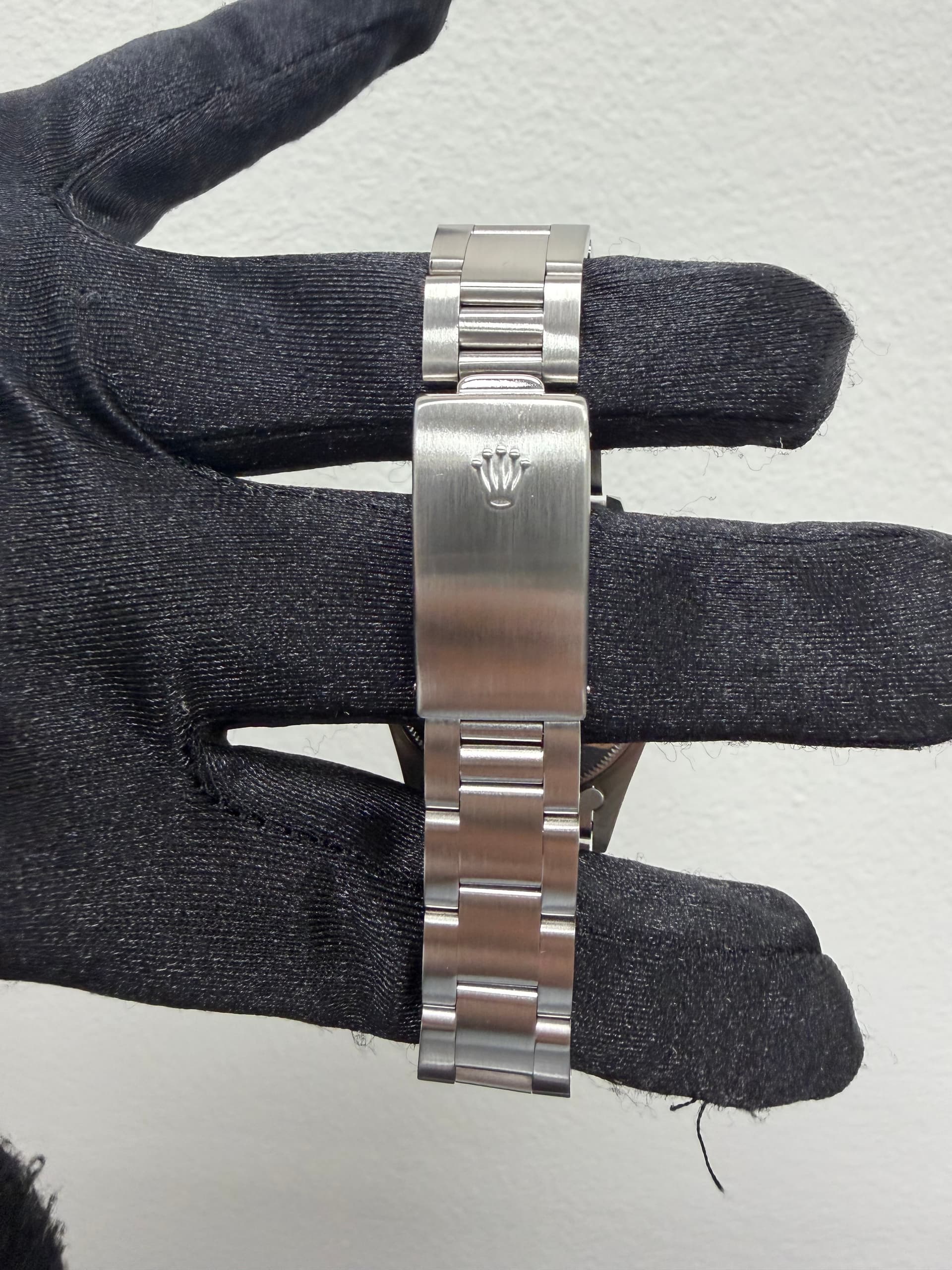 Rolex Oysterdate, view 4