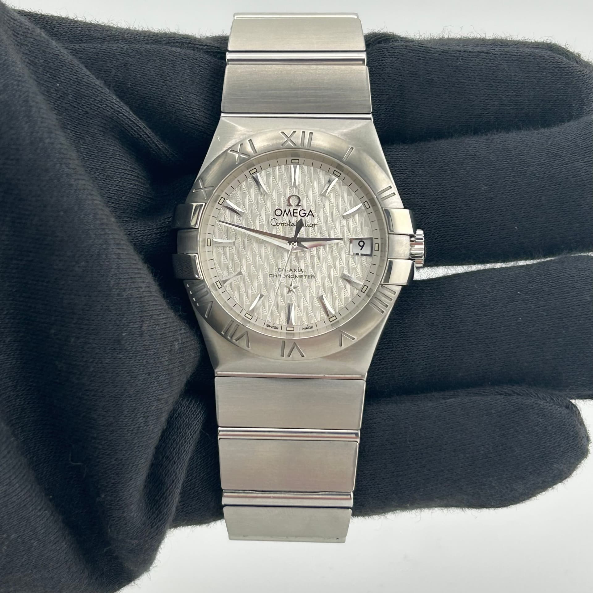 Omega Constellation, view 3