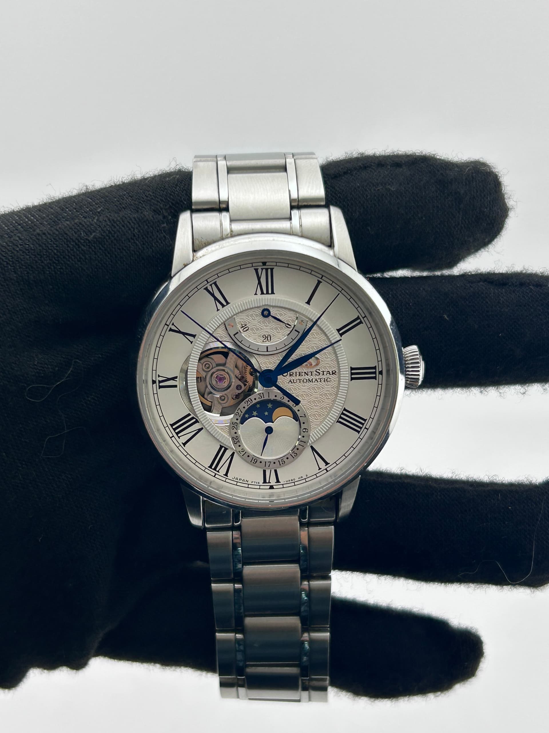Orient Star Classic White Dial on Stainless Steel Ref. F7X6-UAA0 with Papers — 41mm Stainless Steel case, White dial, Stainless Steel bracelet. Good.