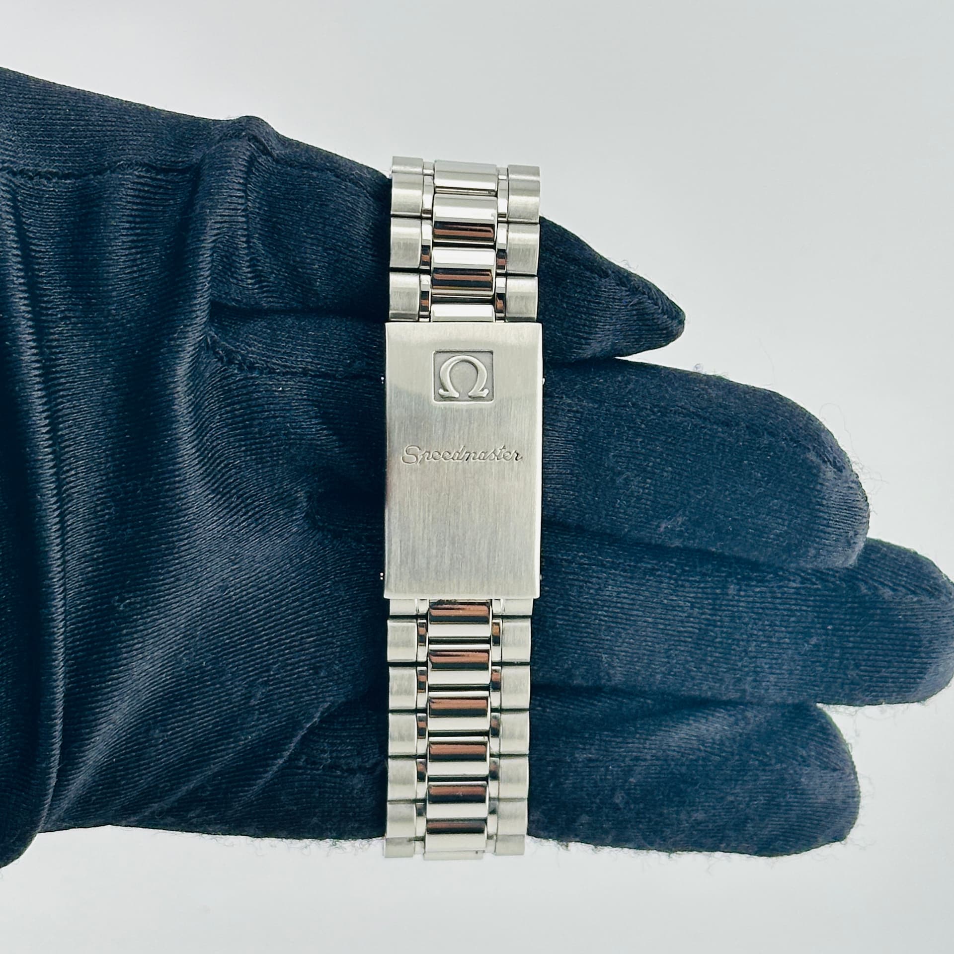 Omega Speedmaster, view 5