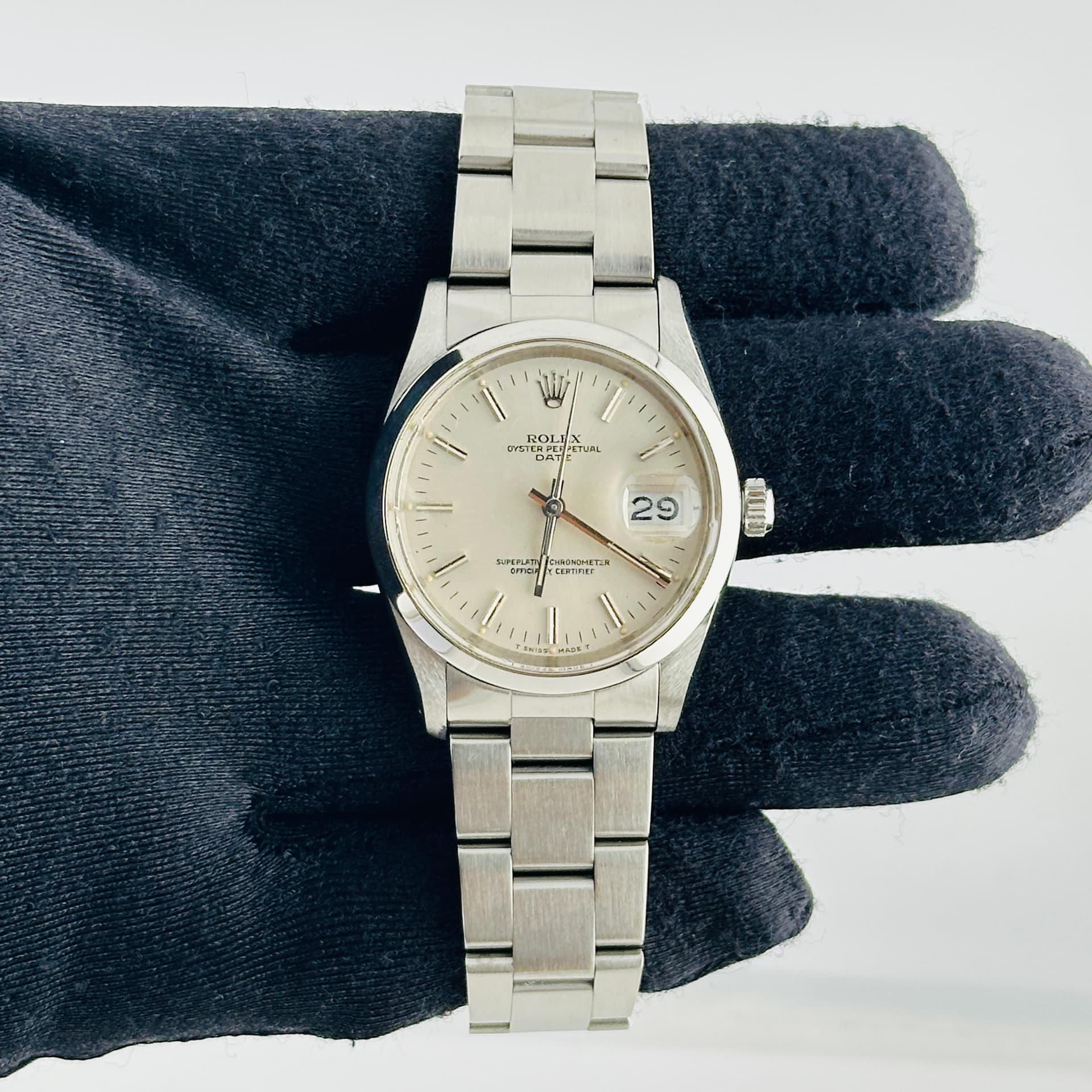 Rolex Oysterdate, view 4