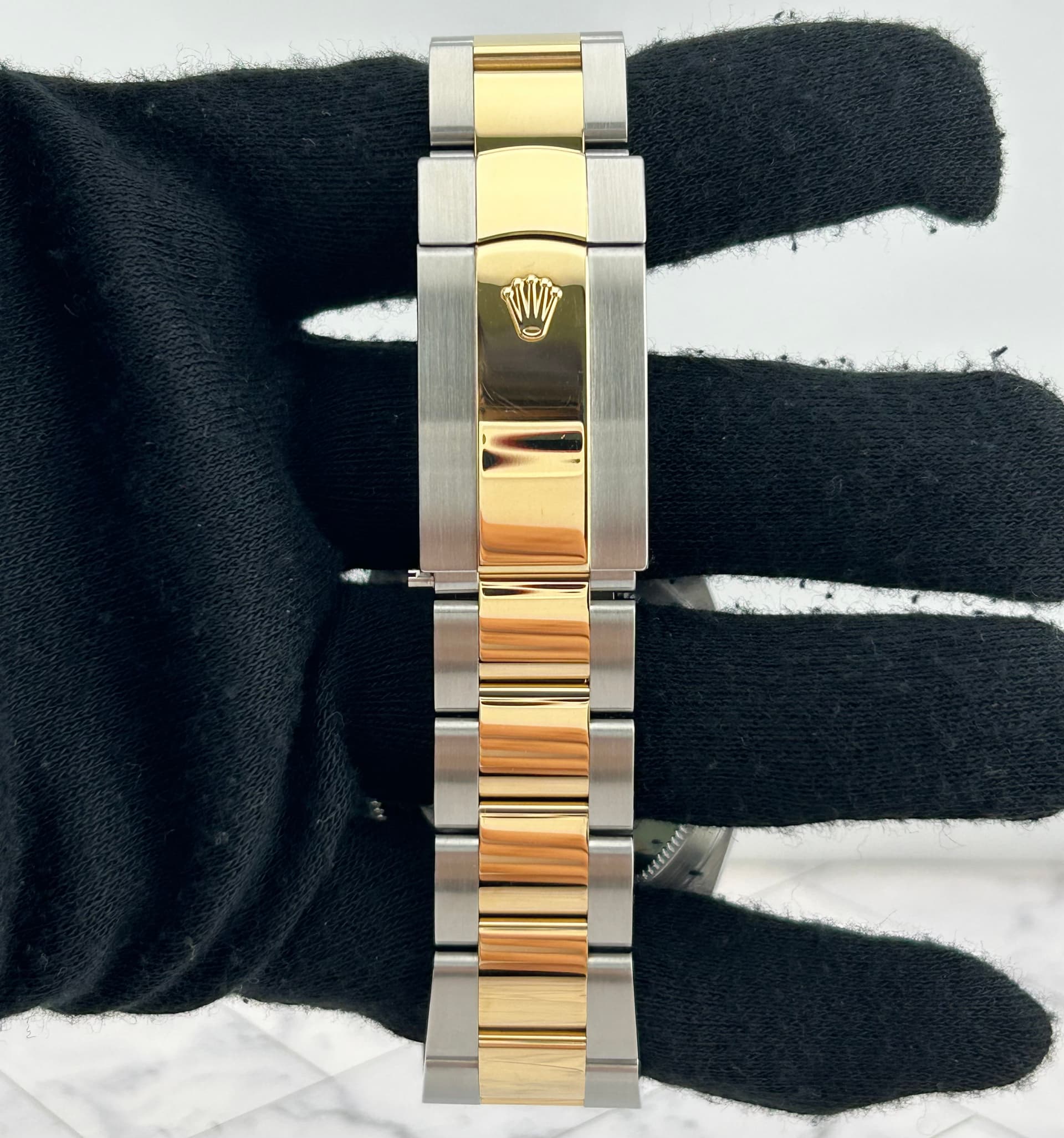Rolex Sky-Dweller, view 5