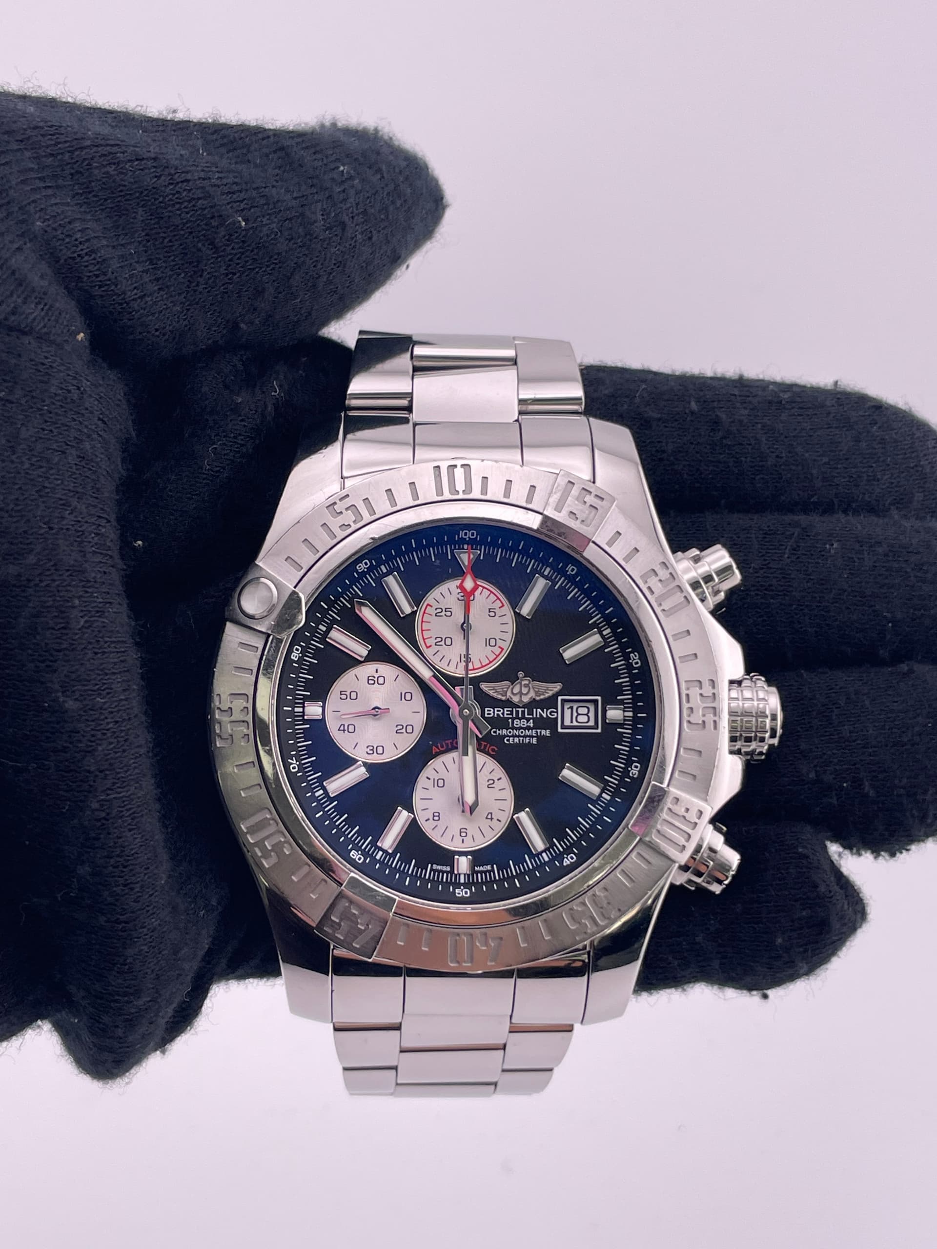 Breitling Super Avenger Ii, view 3