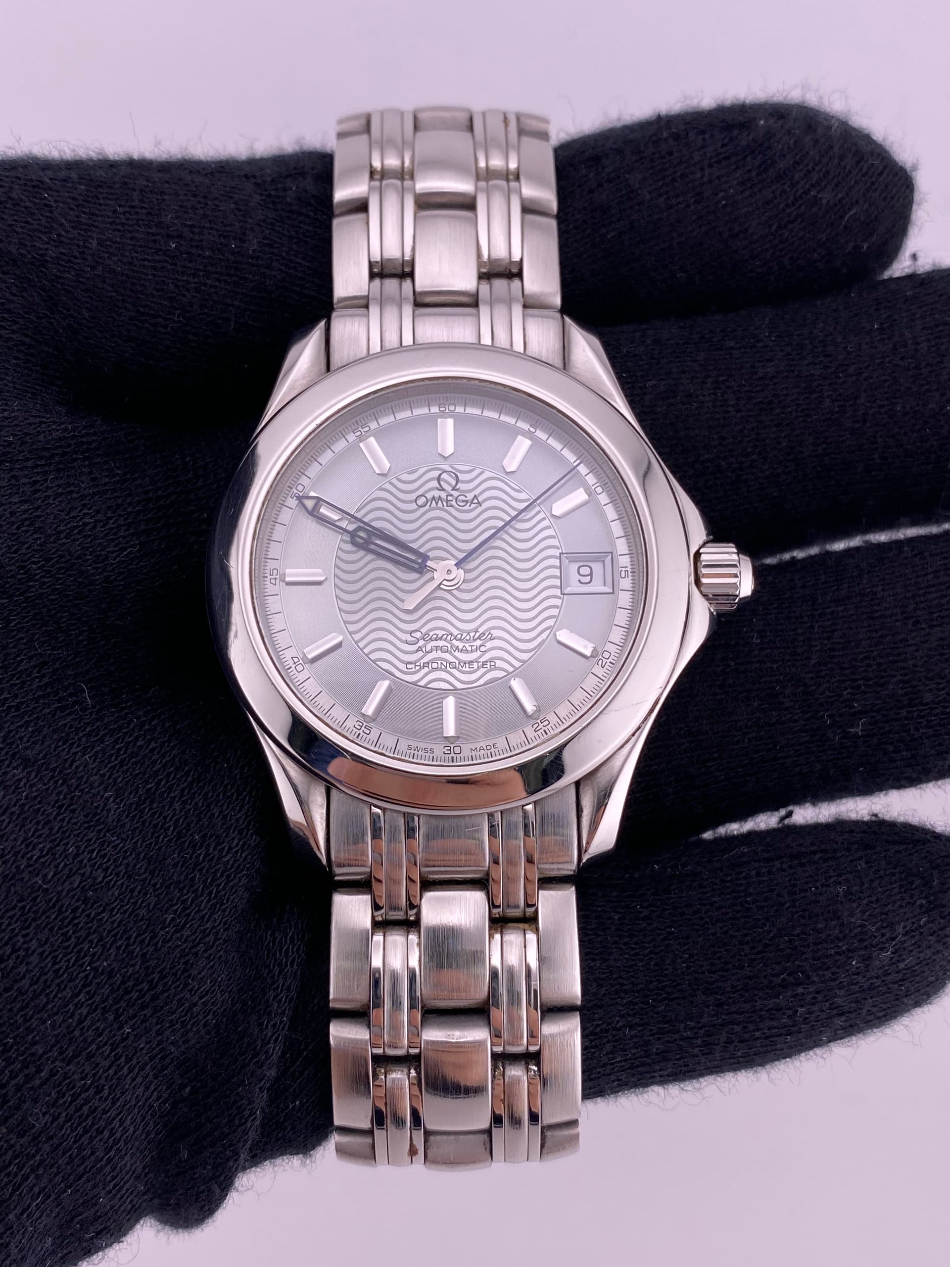 Omega Seamaster, view 3