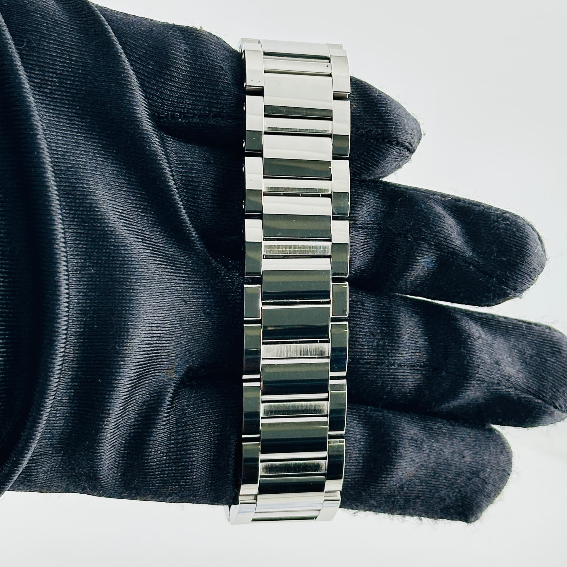 Cartier Tank Must Large, view 5