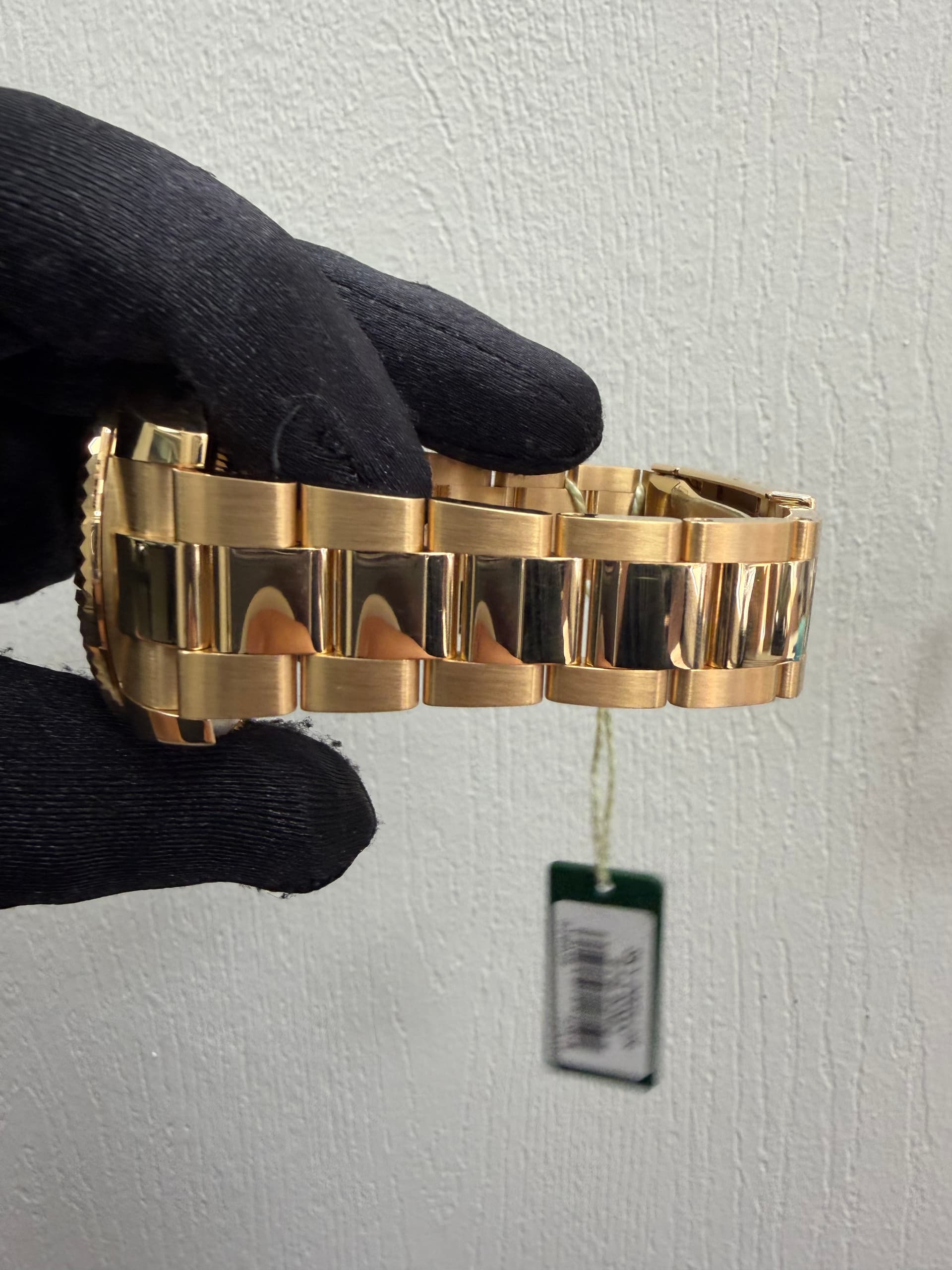 Rolex Sky-Dweller, view 5