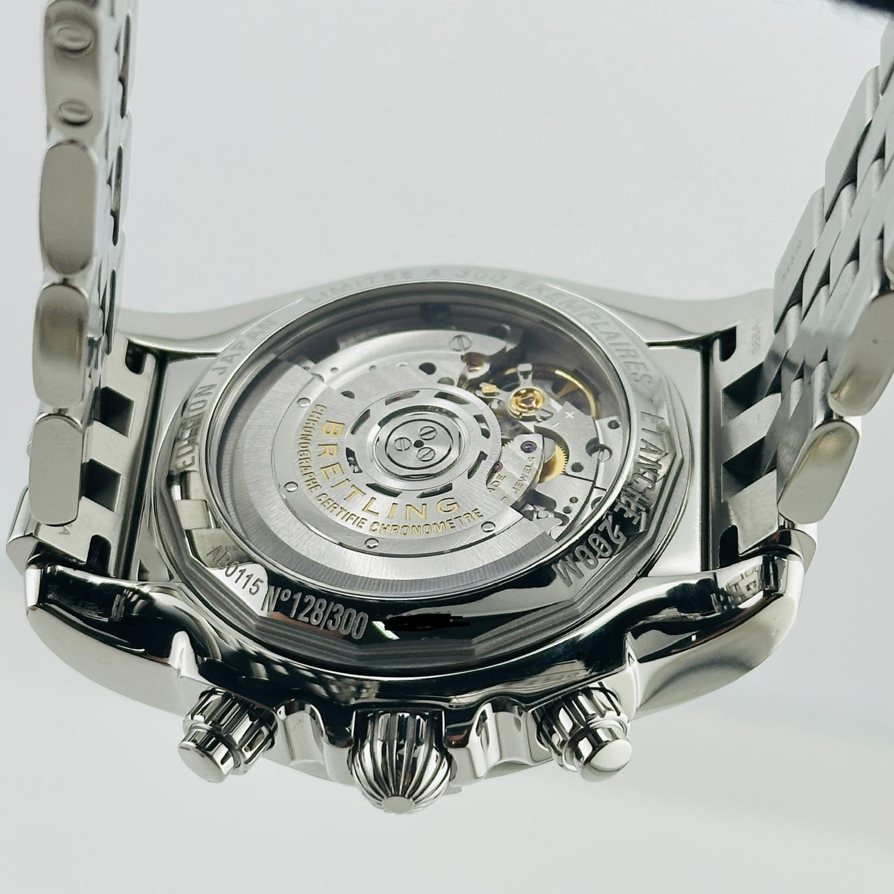Breitling Chronomat 44 Airbourne, view 5