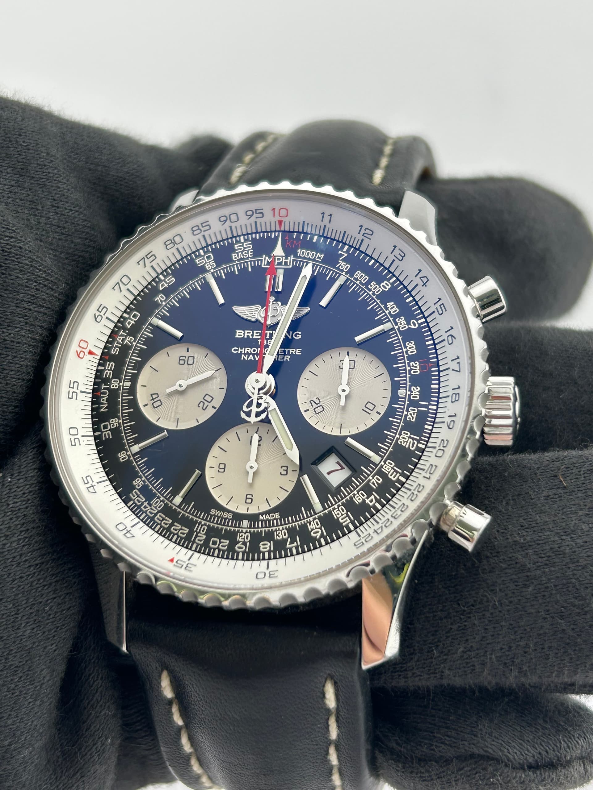 Breitling Navitimer, view 4