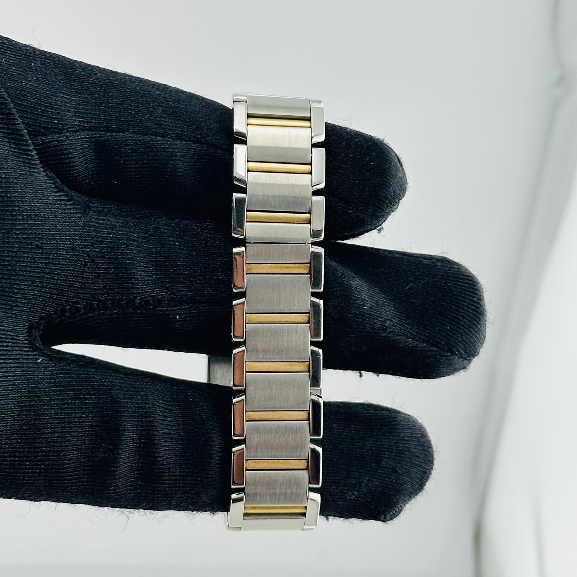 Cartier Tank Francaise, view 5