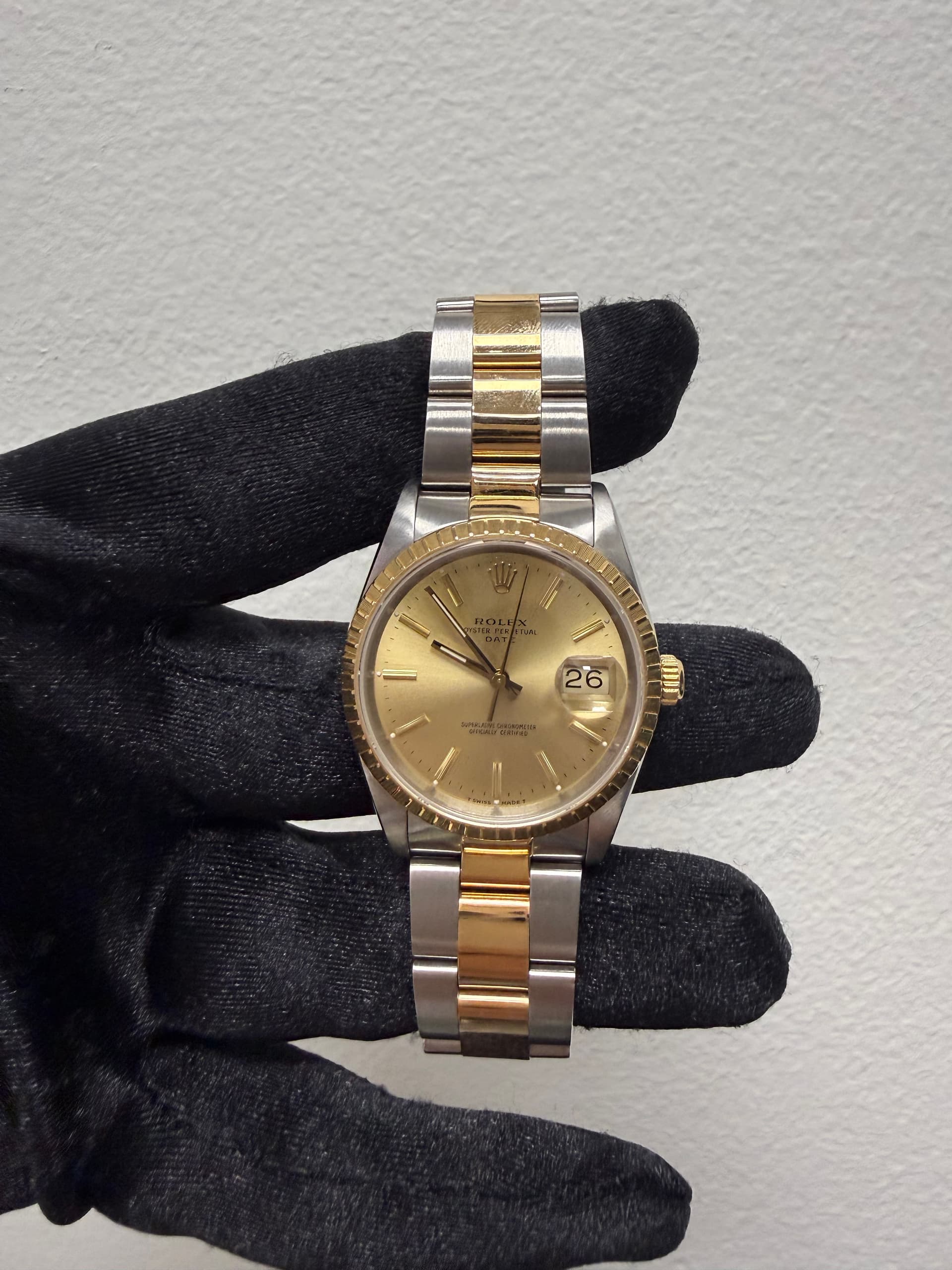 Rolex Oysterdate, view 3