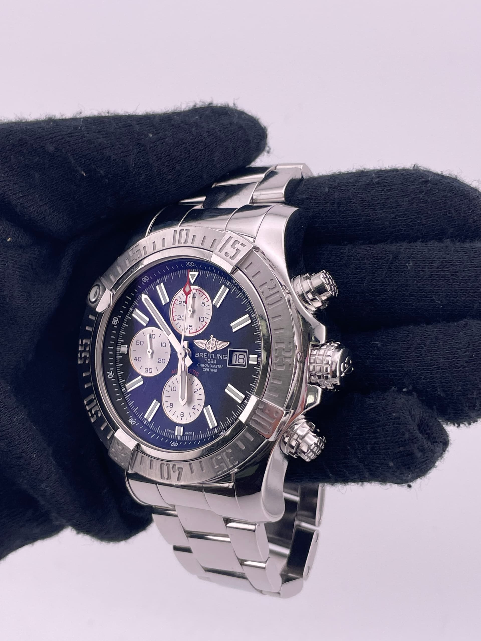 Breitling Super Avenger Ii, view 4