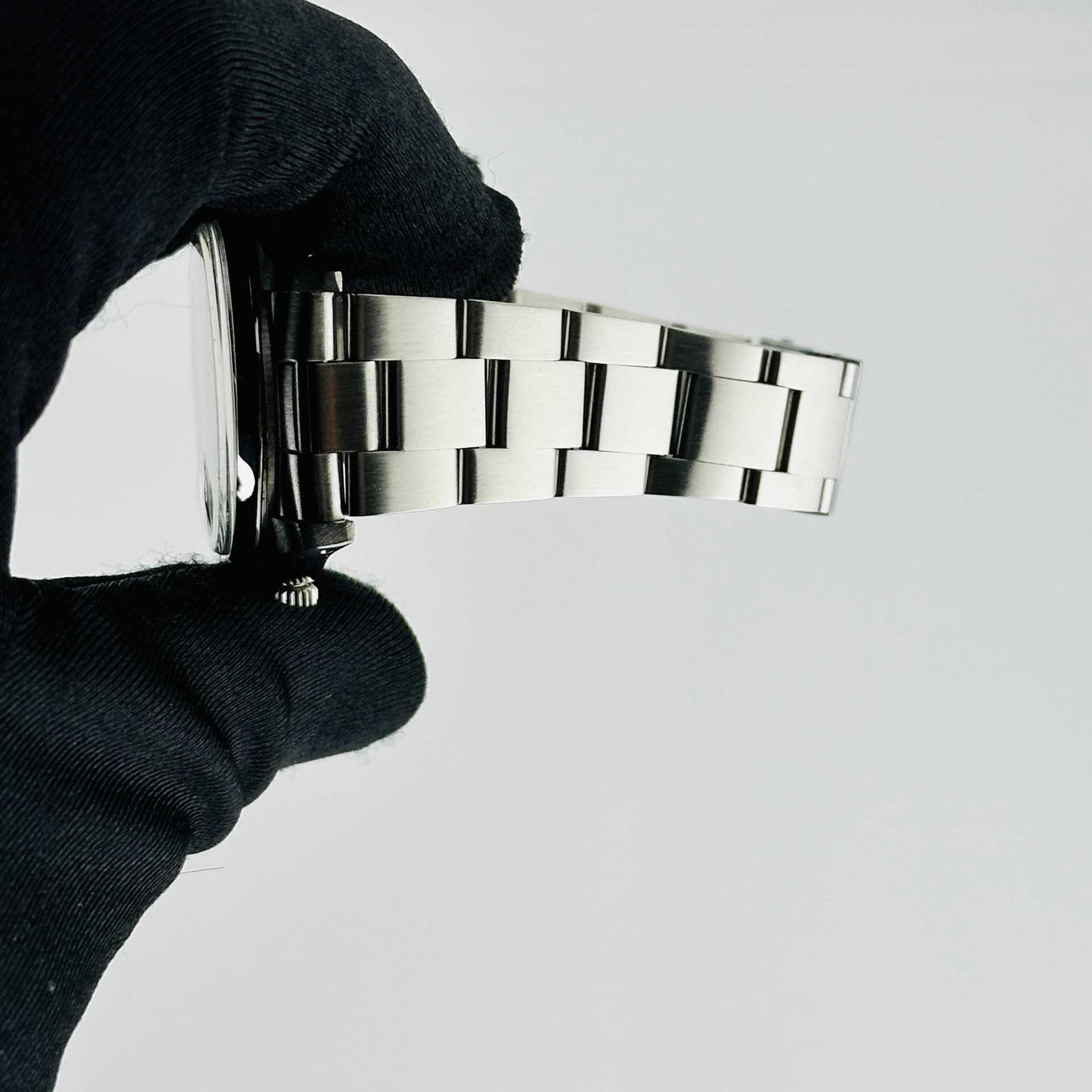 Rolex Oysterdate, view 4
