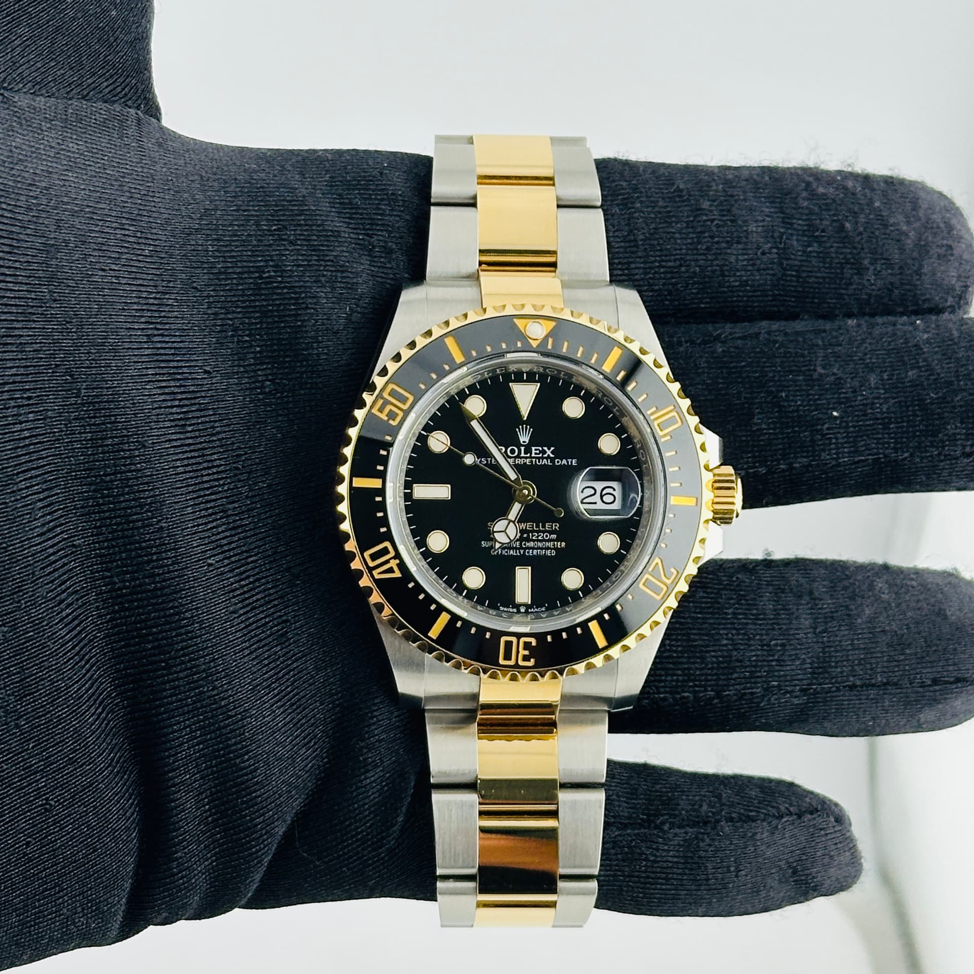 Rolex Sea-Dweller, view 3