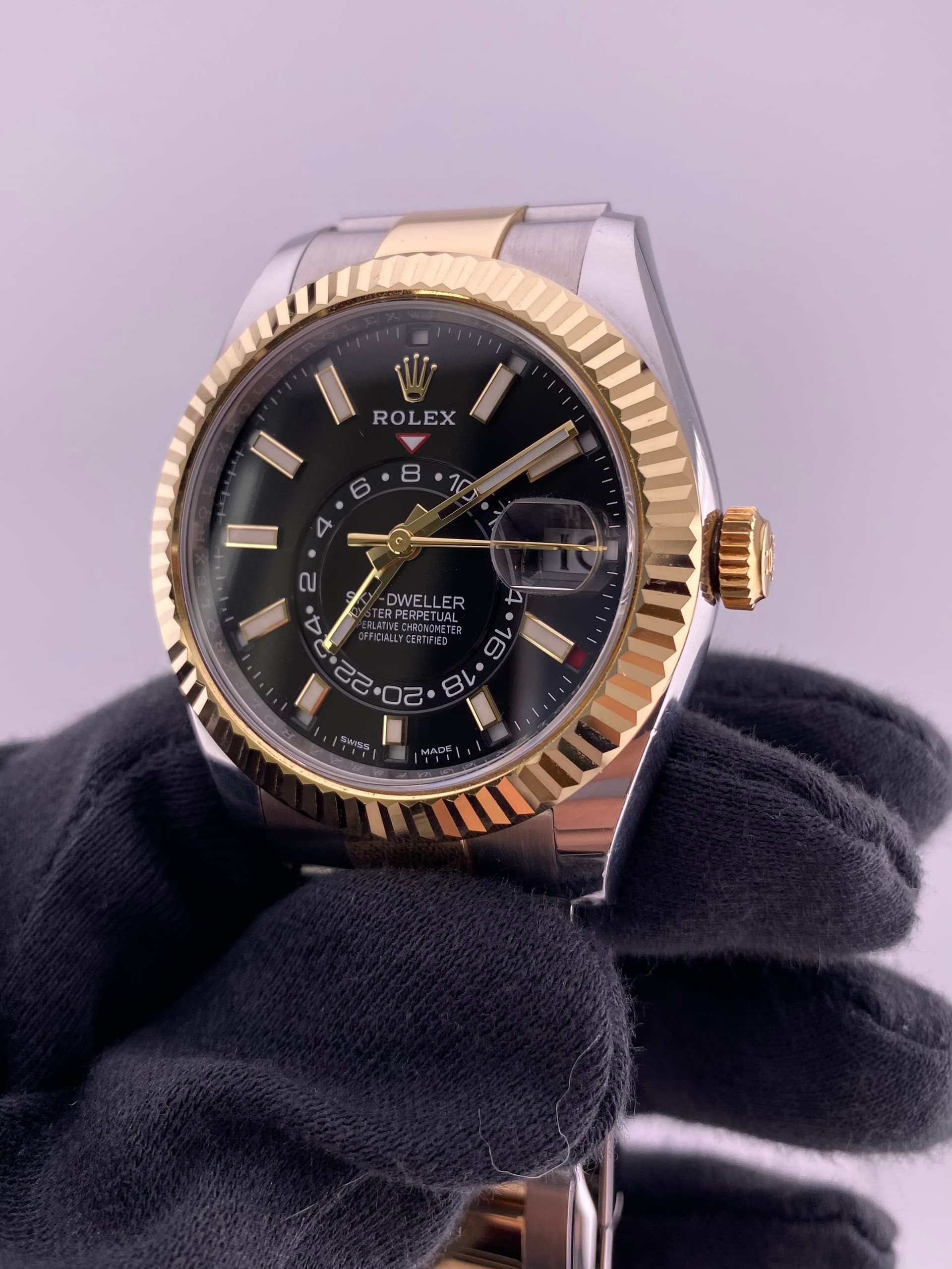 Rolex Sky-Dweller, view 4