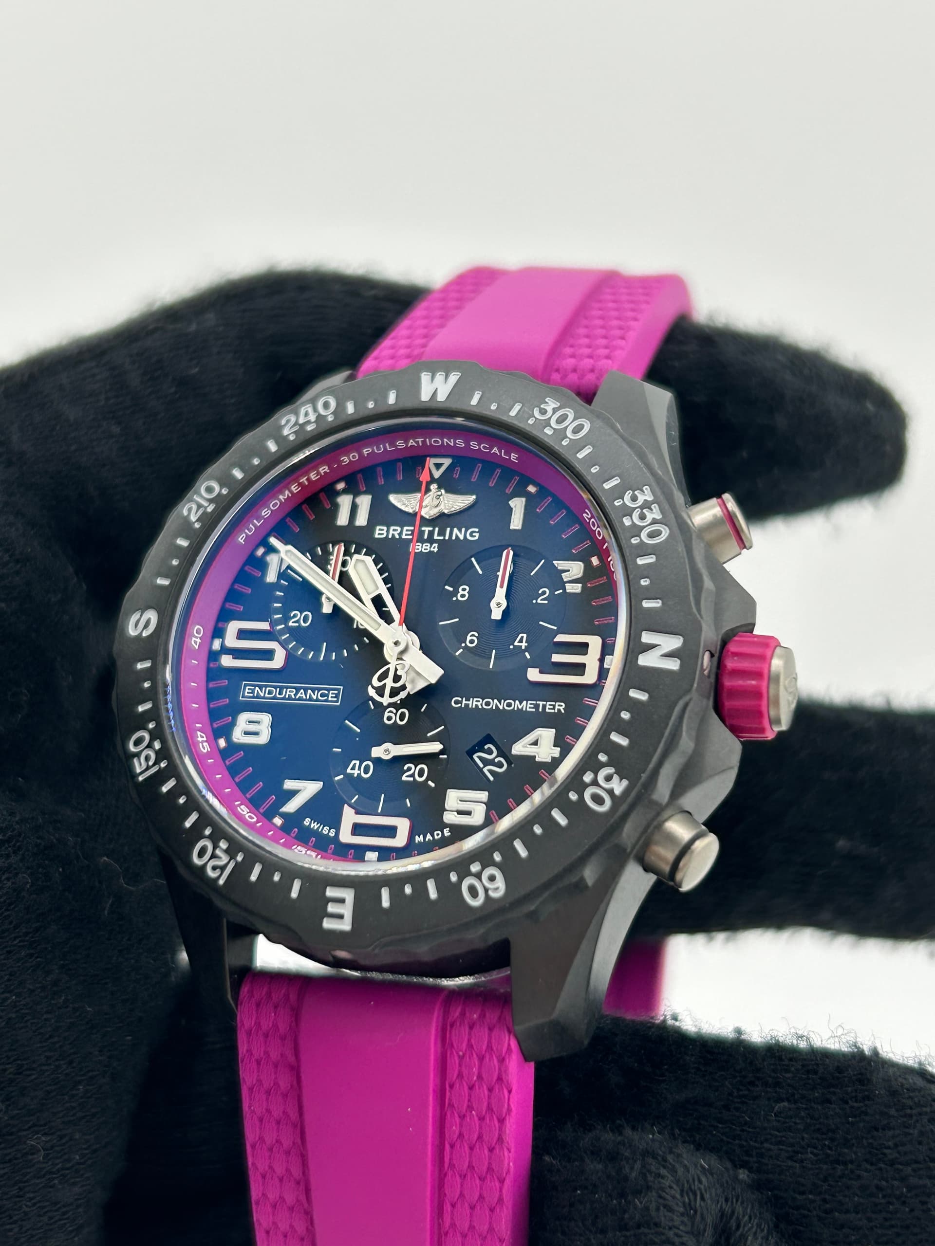 Breitling Endurance Pro, view 4