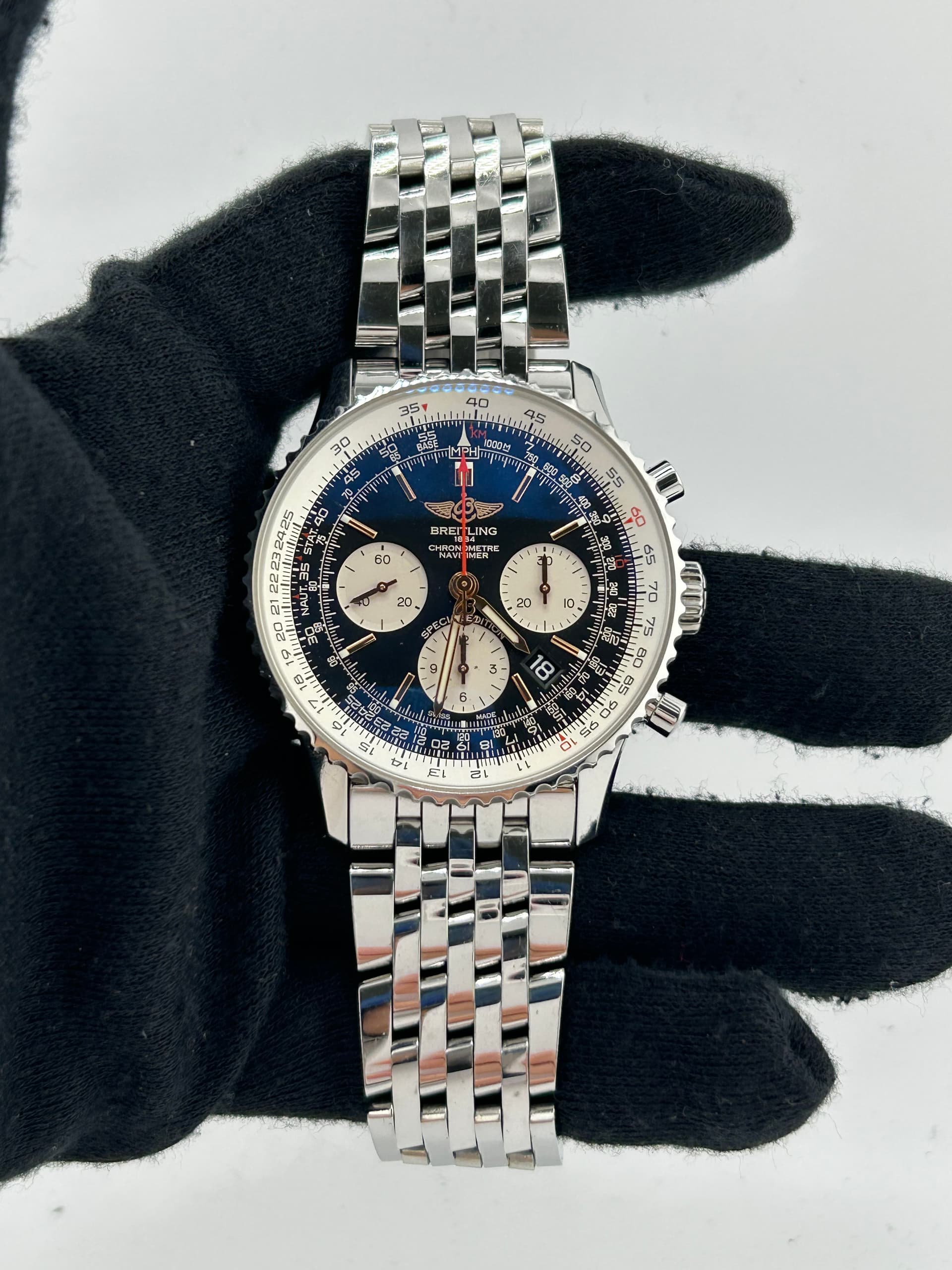 Breitling Navitimer