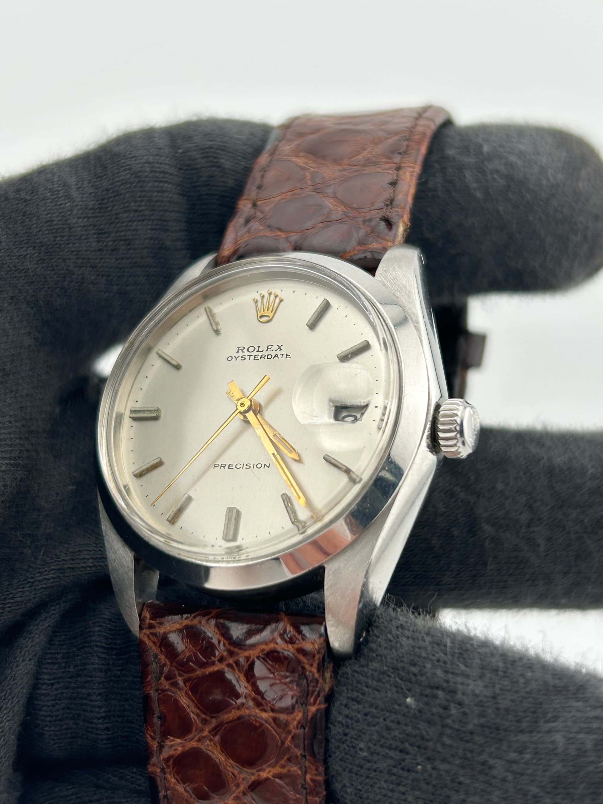 Rolex Oysterdate, view 3