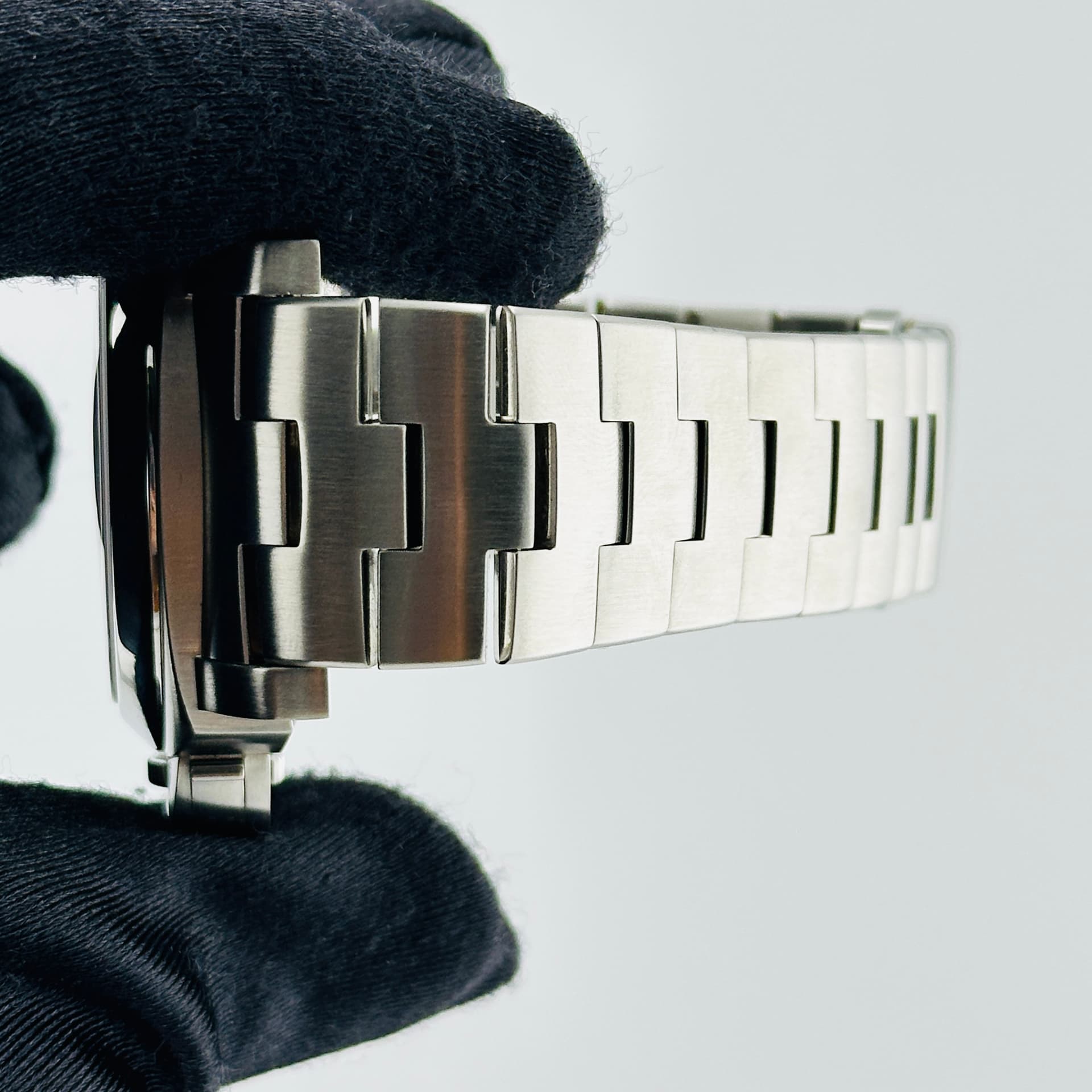 Panerai Luminor Marina, view 5