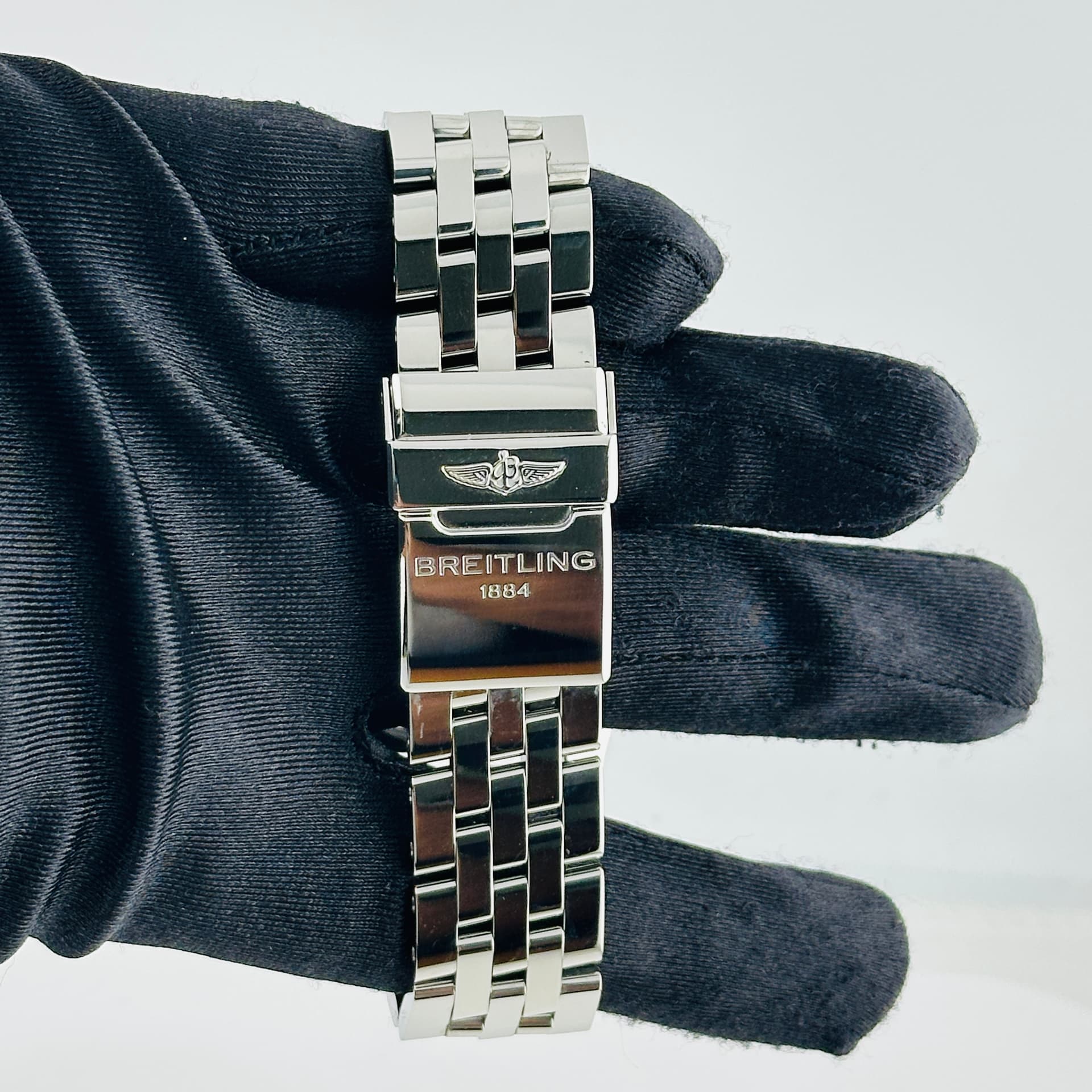 Breitling Chronomat, view 5