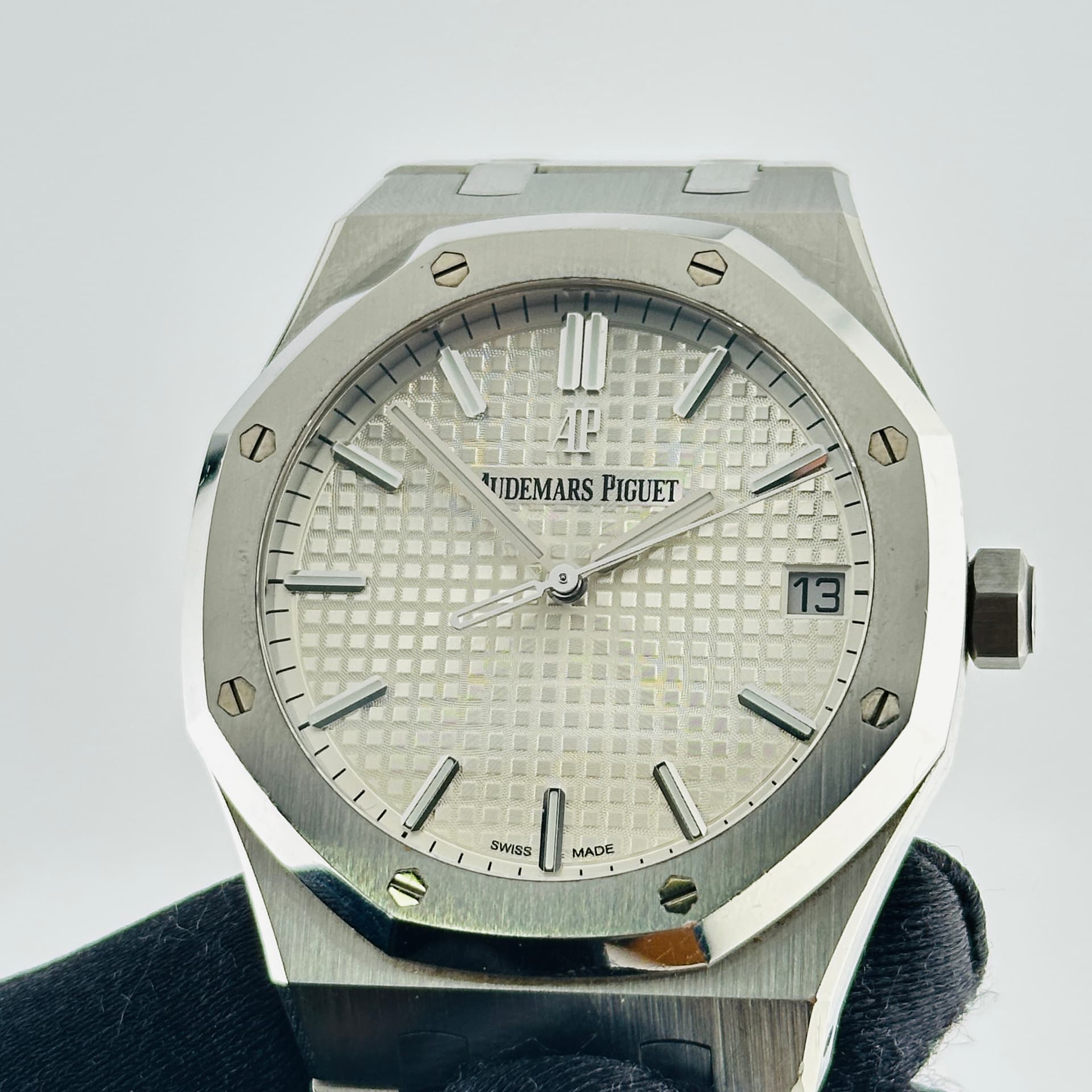 Audemars Piguet Royal Oak, view 4