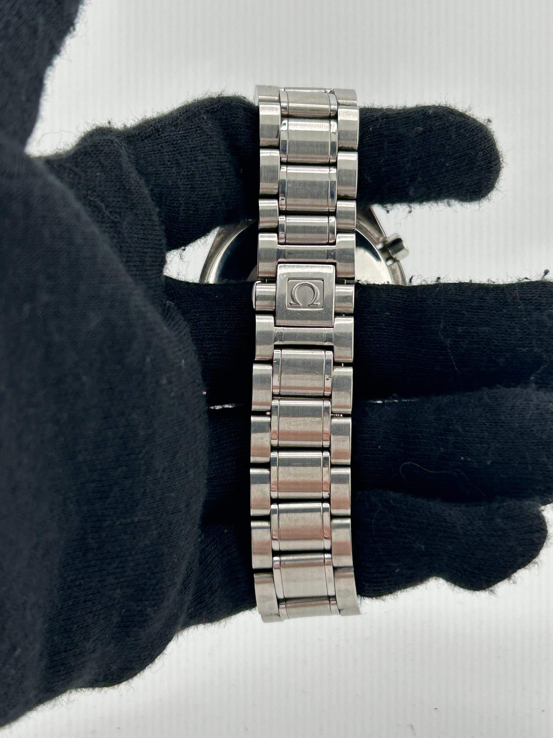 Omega Speedmaster, view 5