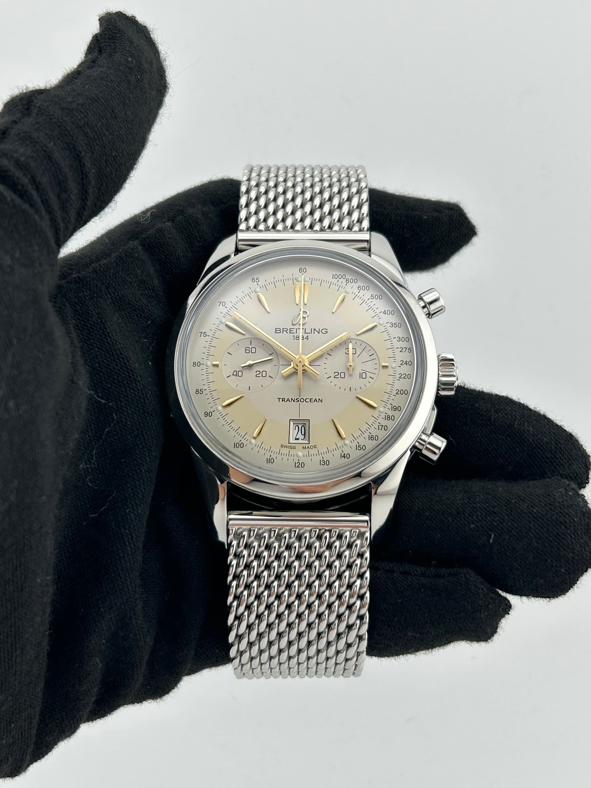 Breitling Transocean Chronograph, view 3