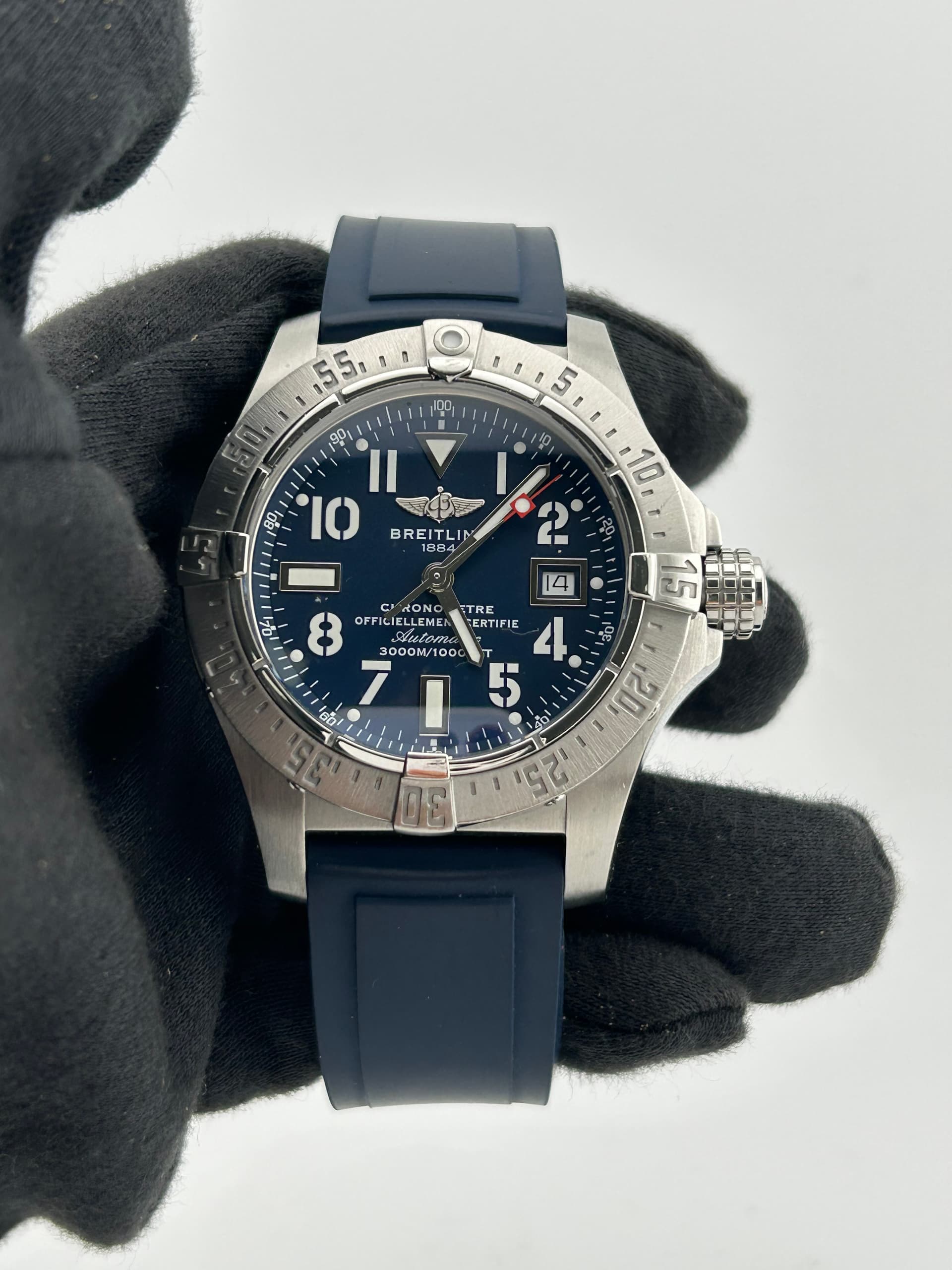Breitling Avenger Seawolf, view 3