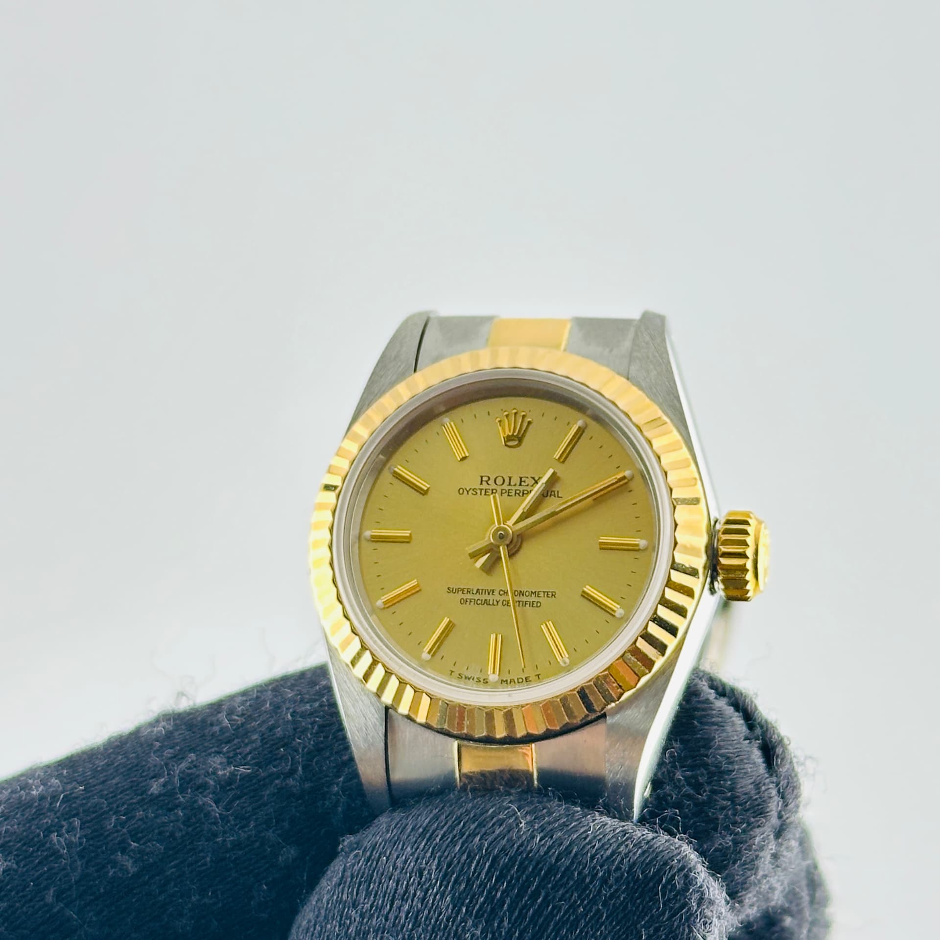 Rolex Oyster Perpetual, view 4