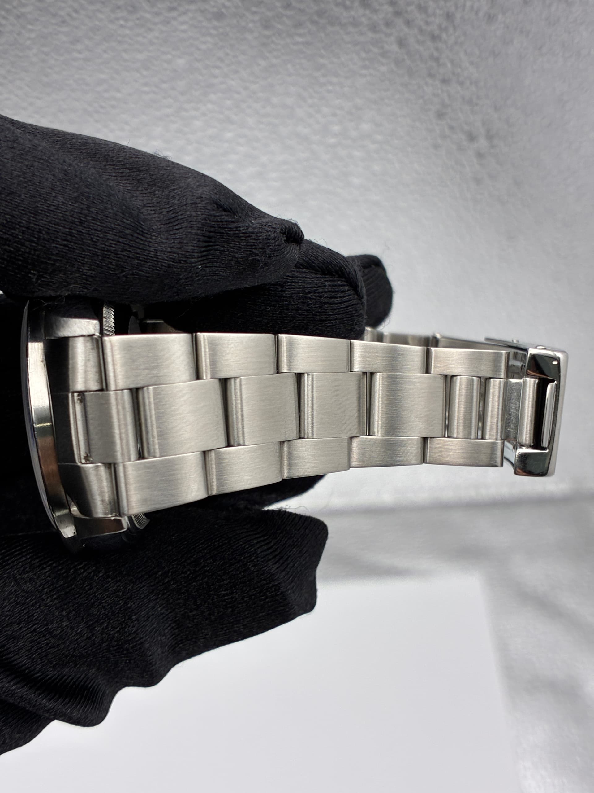 Rolex Oyster Perpetual, view 3