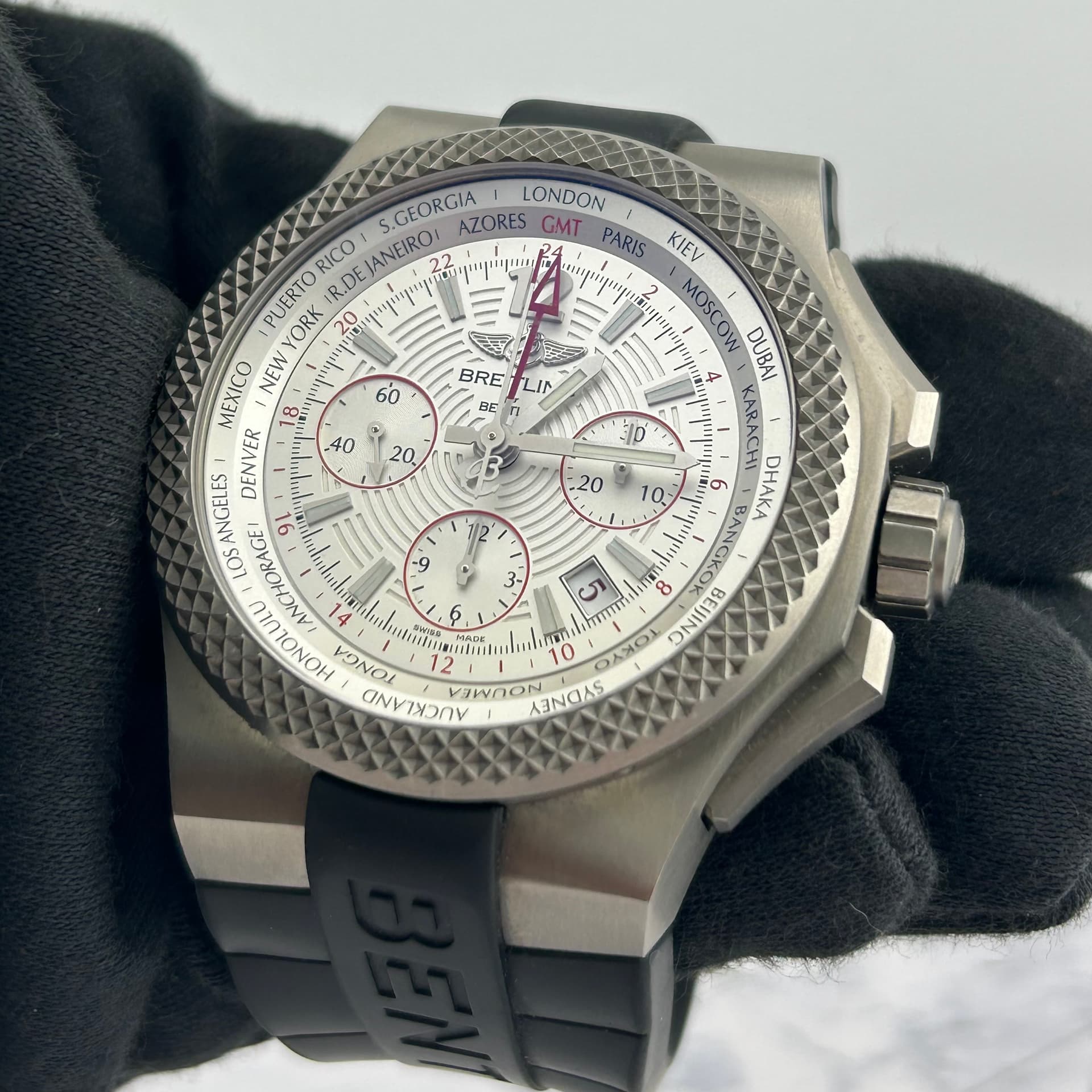 Breitling Bentley Gmt, view 3