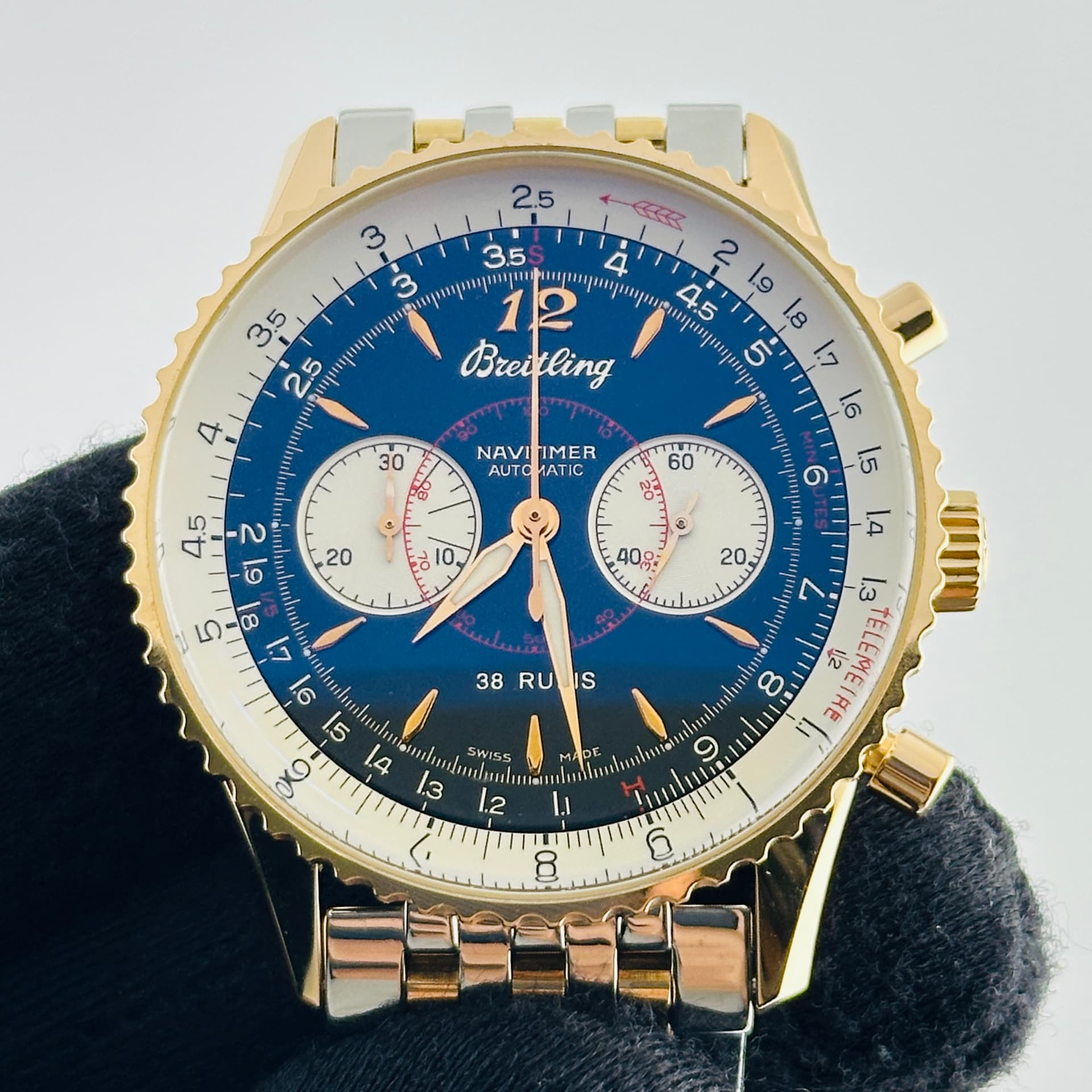 Breitling Navitimer Montbrillant