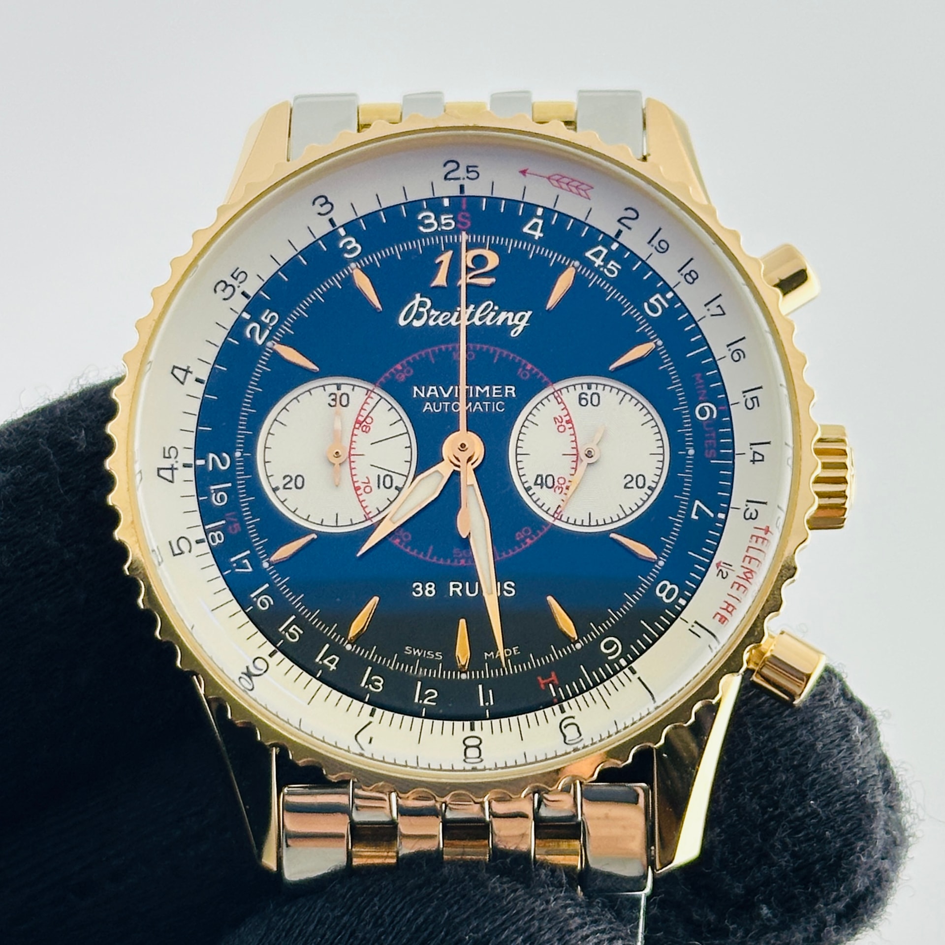 Breitling Navitimer Montbrillant