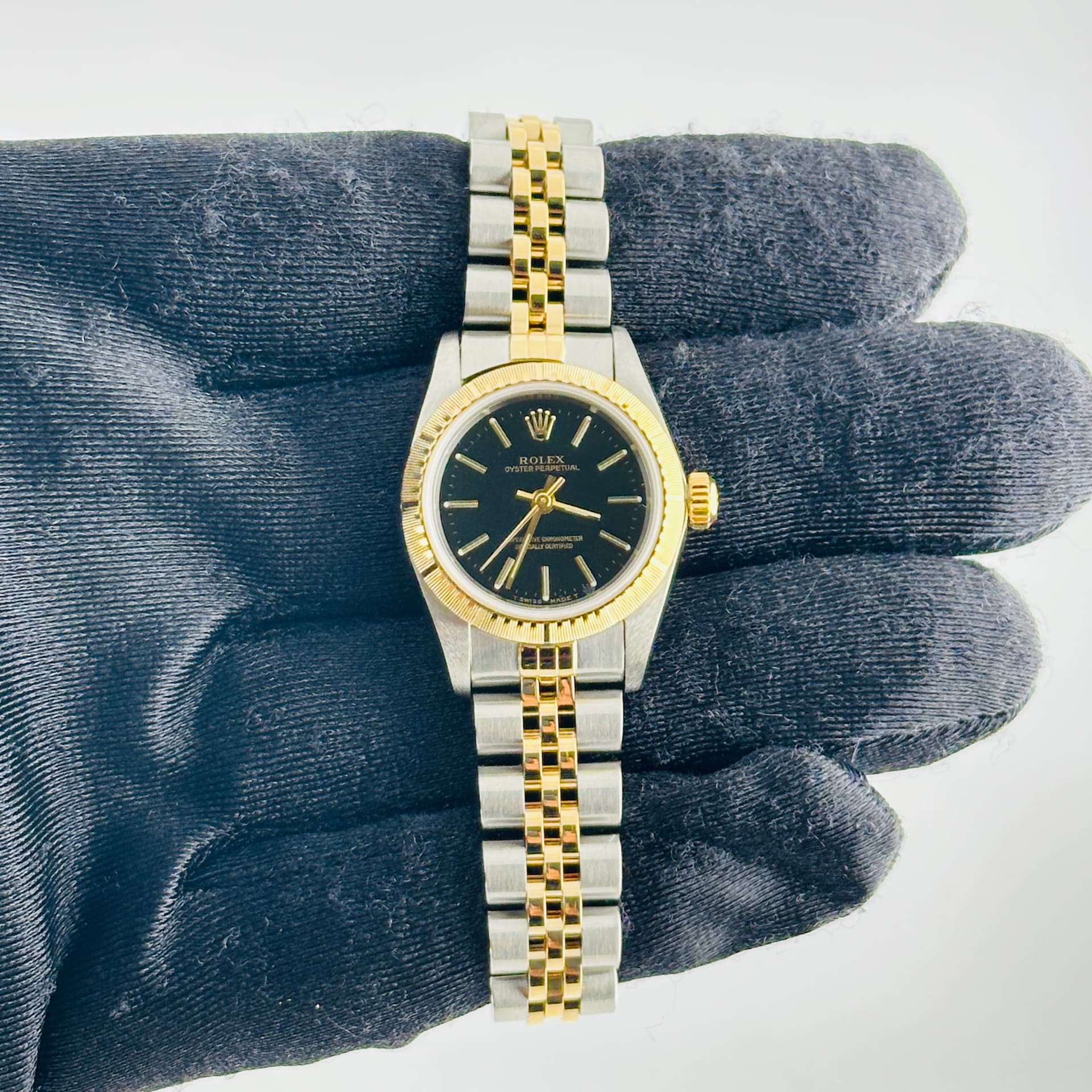 Rolex Oyster Perpetual, view 3