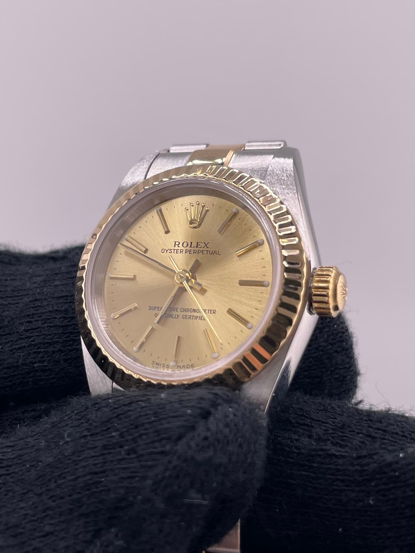 Rolex Oyster Perpetual, view 3