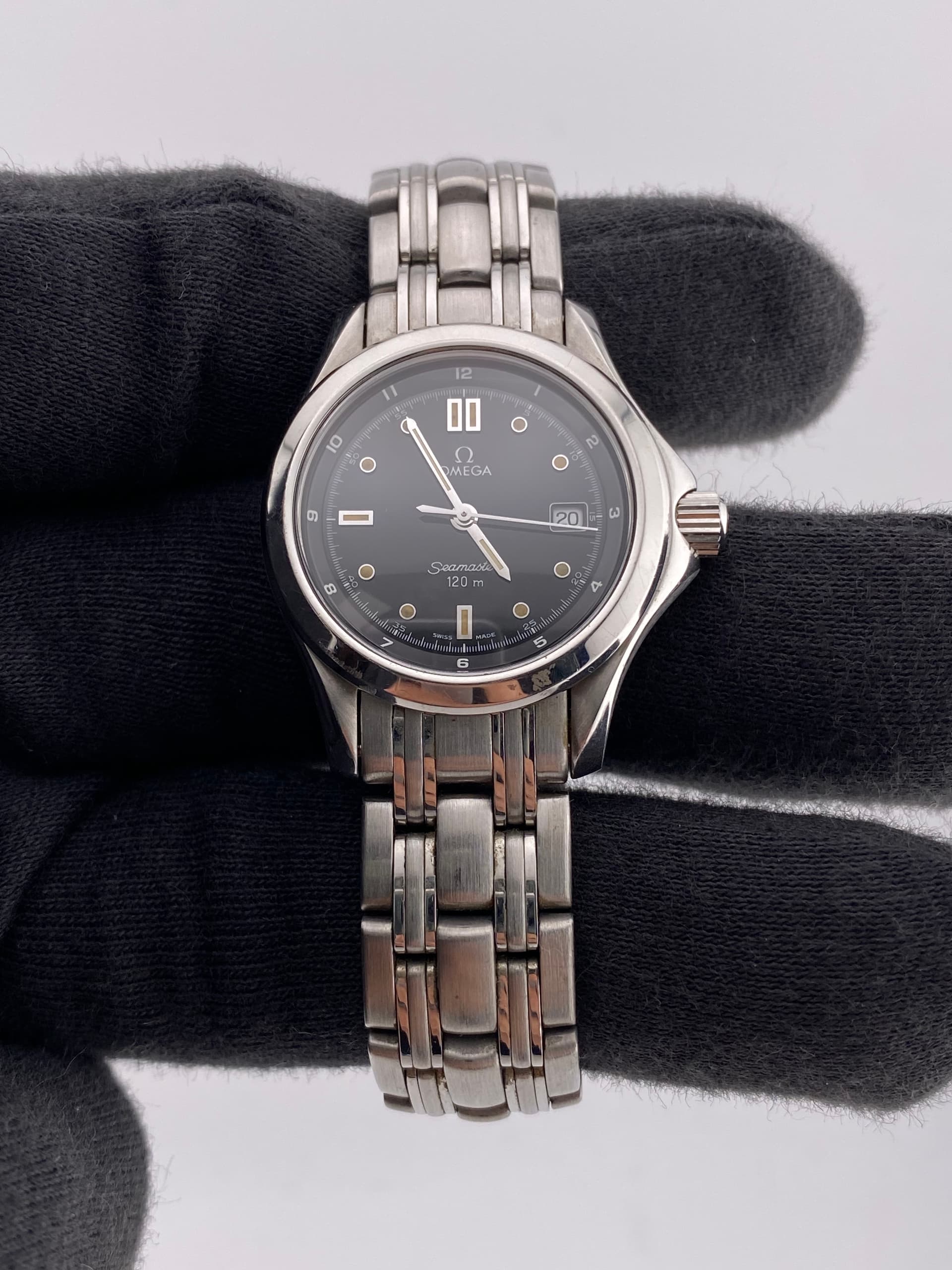 Omega Seamaster, view 3